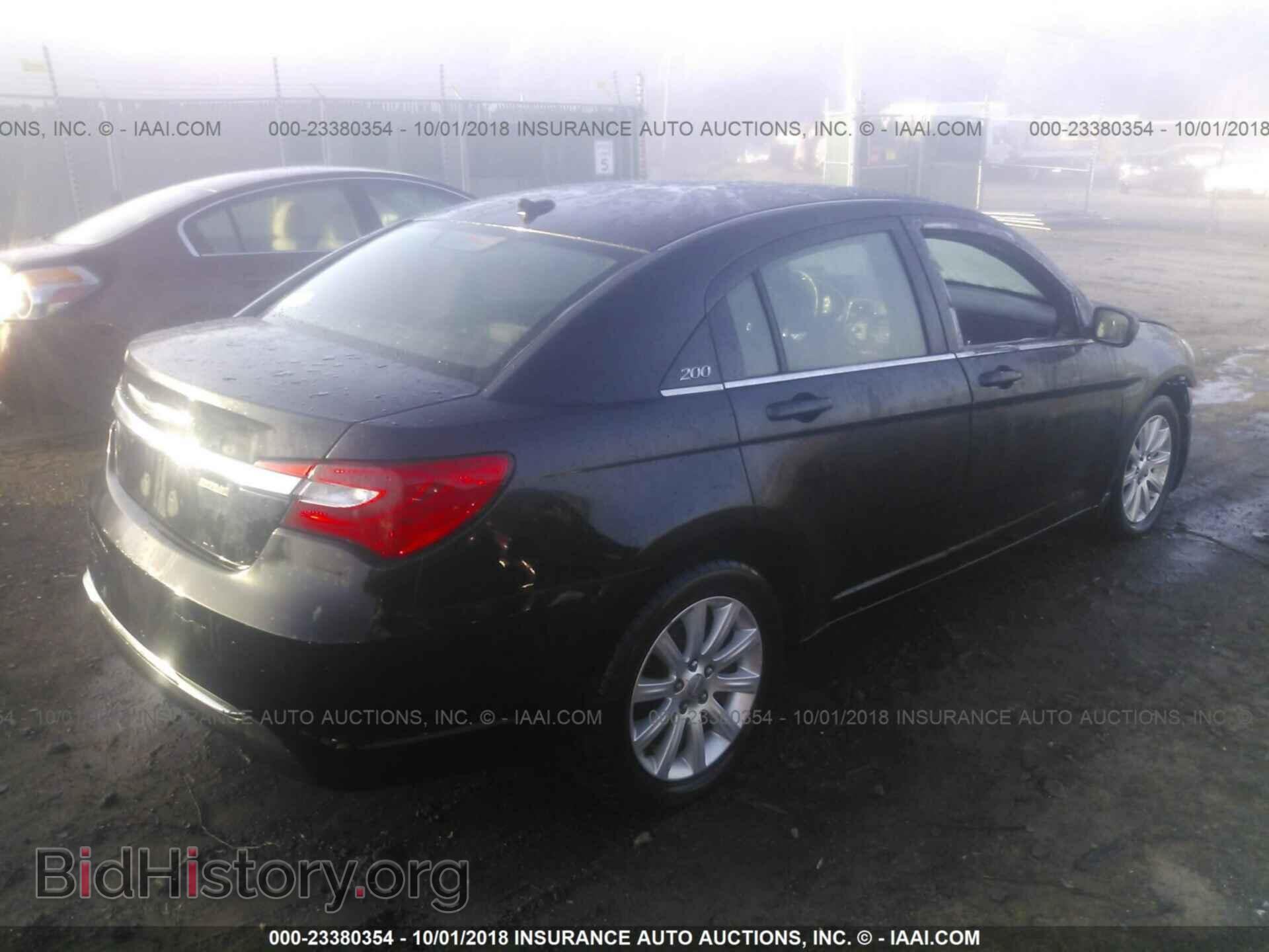 2013 CHRYSLER 200 - VIN: 1C3CCBBB1DN513298 - Фото 4