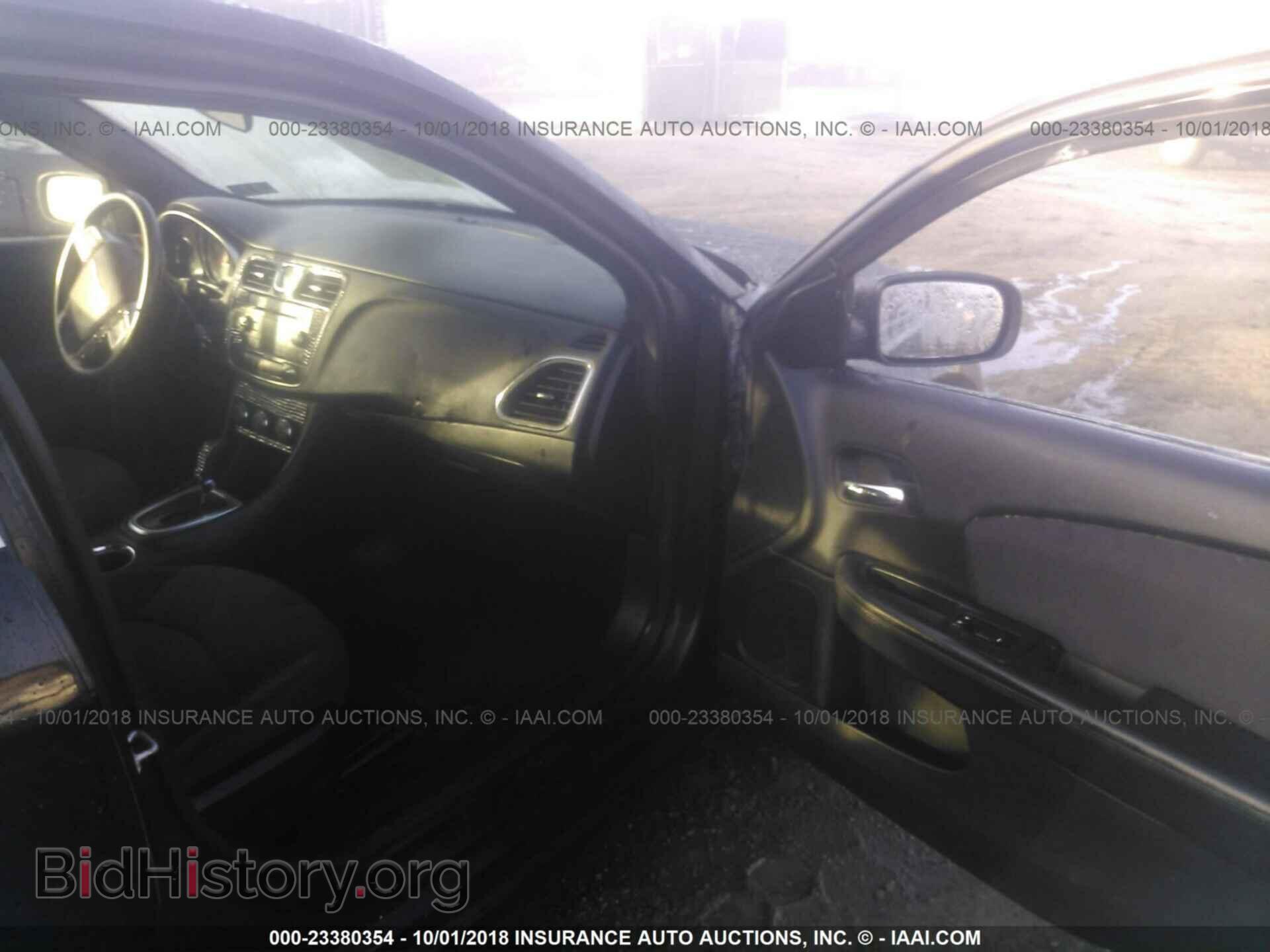 2013 CHRYSLER 200 - VIN: 1C3CCBBB1DN513298 - Фото 5