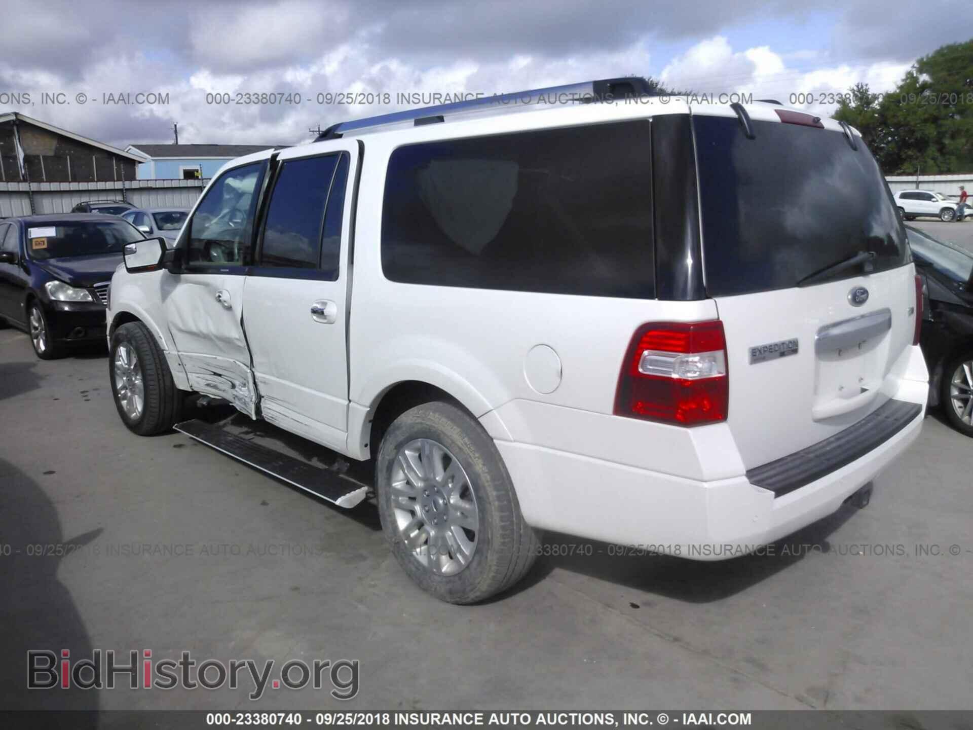 2012 Ford Expedition - VIN: 1FMJK2A57CEF22728 - Фото 3