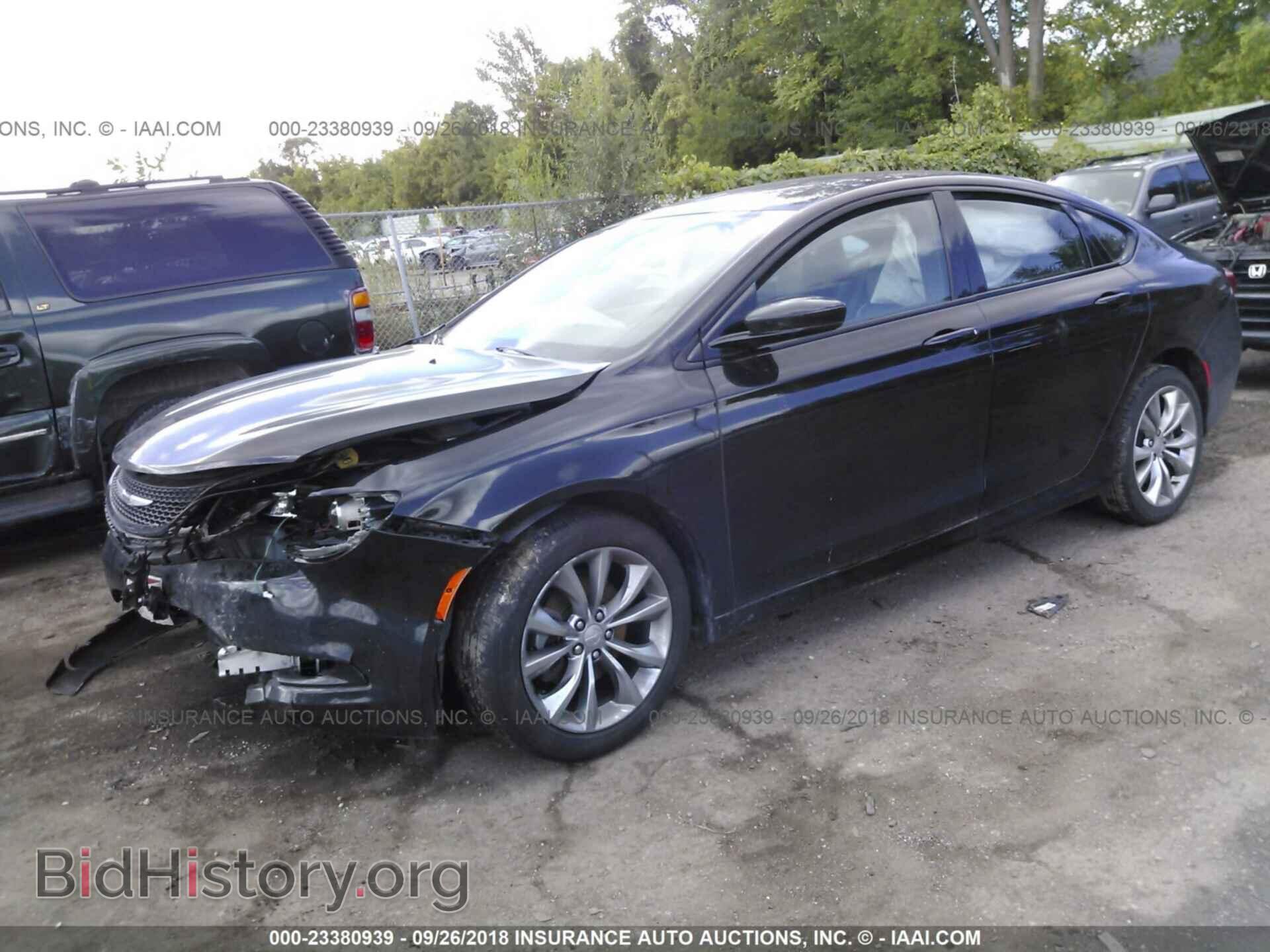 2016 CHRYSLER 200 - VIN: 1C3CCCBBXGN119325 - Фото 2