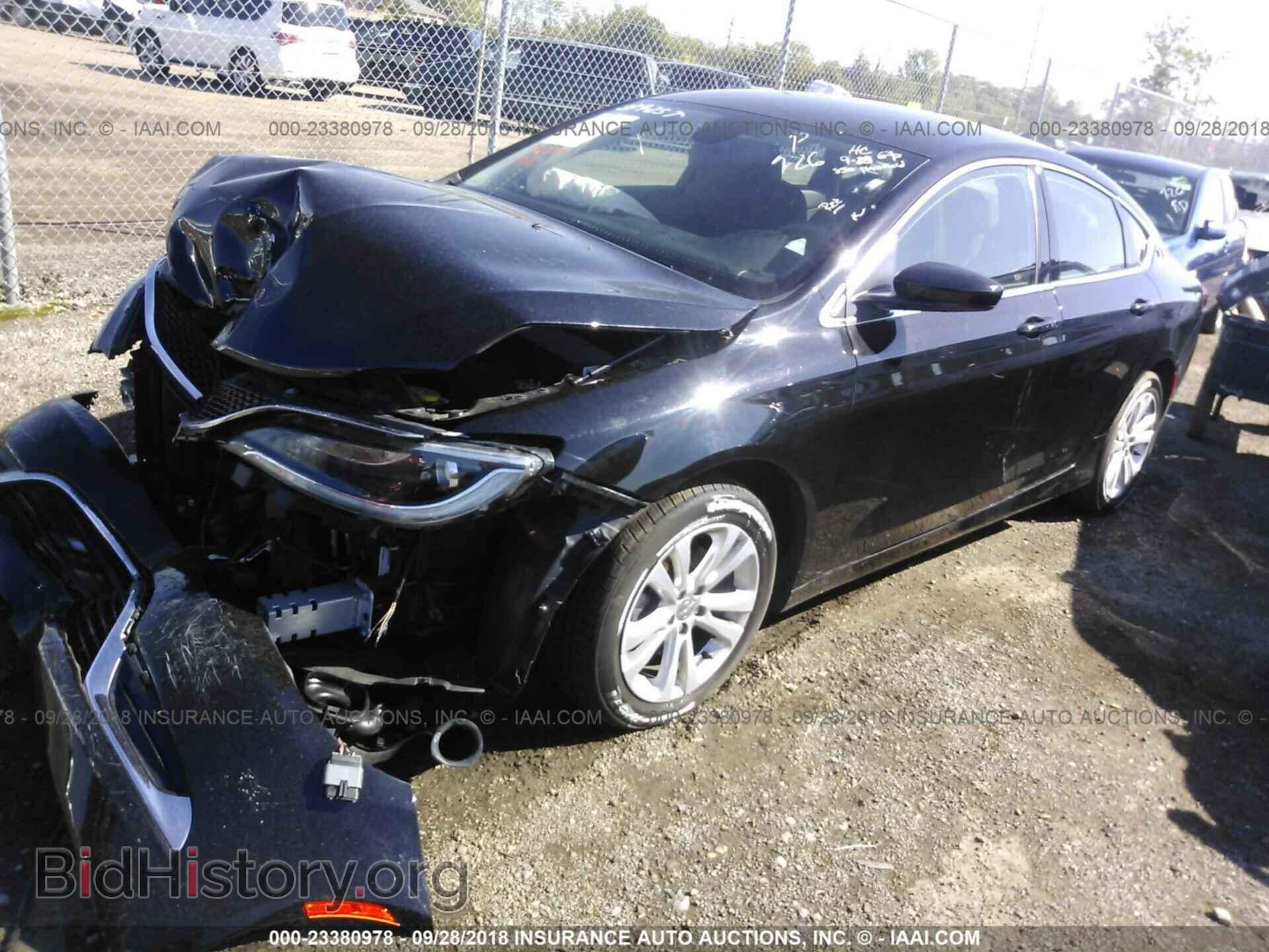 2016 Chrysler 200 - VIN: 1C3CCCAB8GN139932 - Photo 2