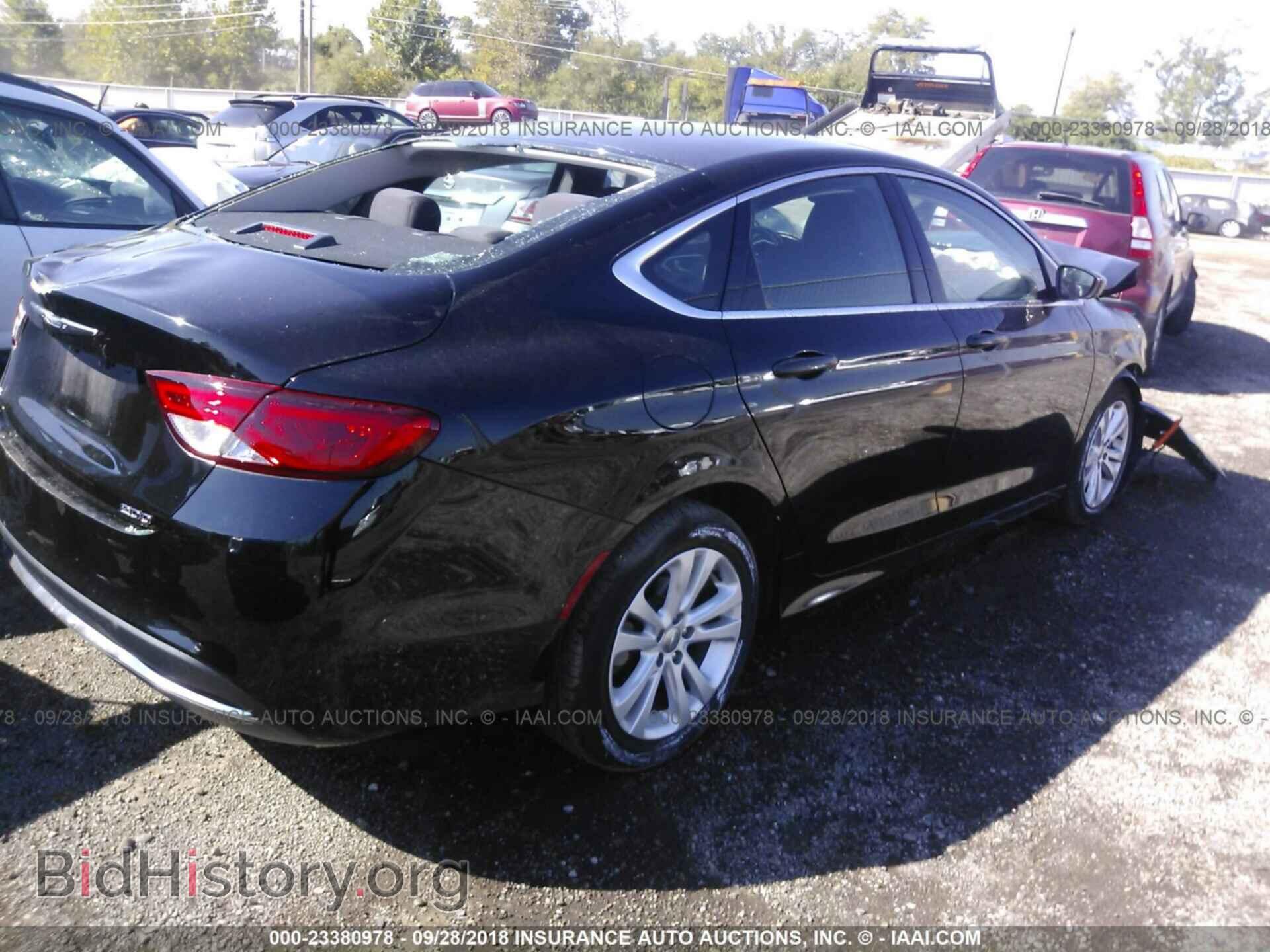 2016 Chrysler 200 - VIN: 1C3CCCAB8GN139932 - Photo 4