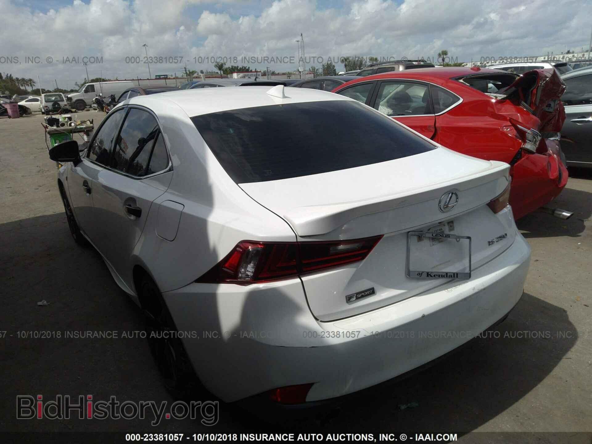 2015 Lexus Is - VIN: JTHBF1D25F5069916 - Photo 3