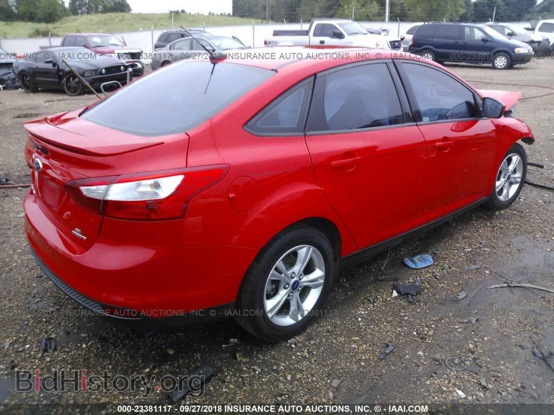 2012 Ford Focus - VIN: 1FAHP3F22CL413393 - Фото 4