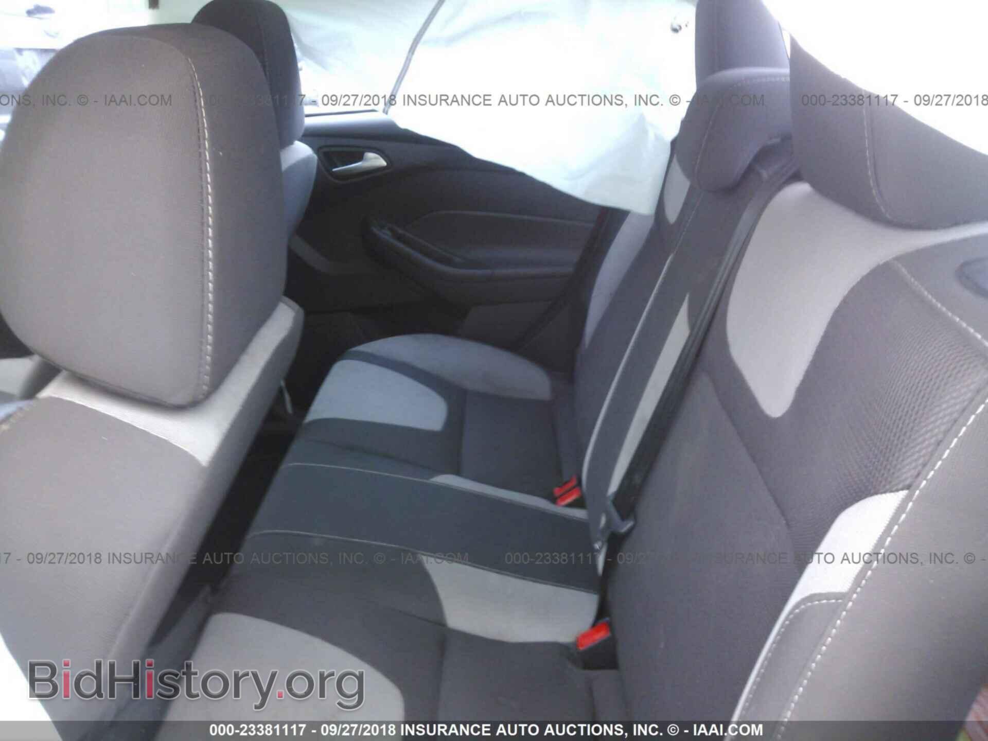 2012 Ford Focus - VIN: 1FAHP3F22CL413393 - Фото 8