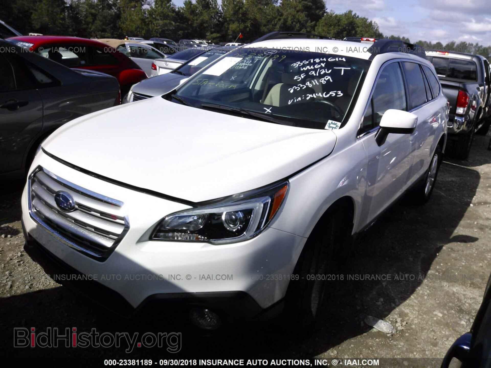 2015 Subaru Outback - VIN: 4S4BSBCC3F3244653 - Photo 2
