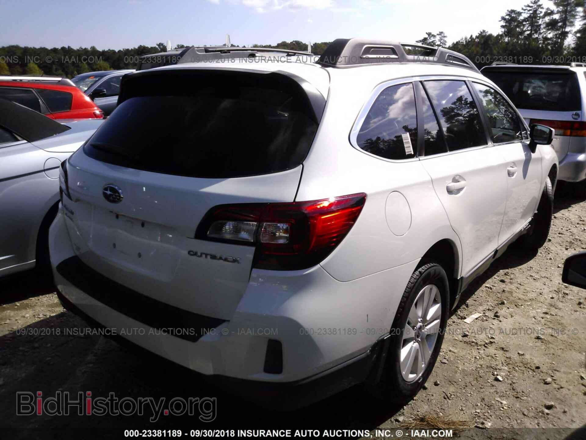 2015 Subaru Outback - VIN: 4S4BSBCC3F3244653 - Photo 4
