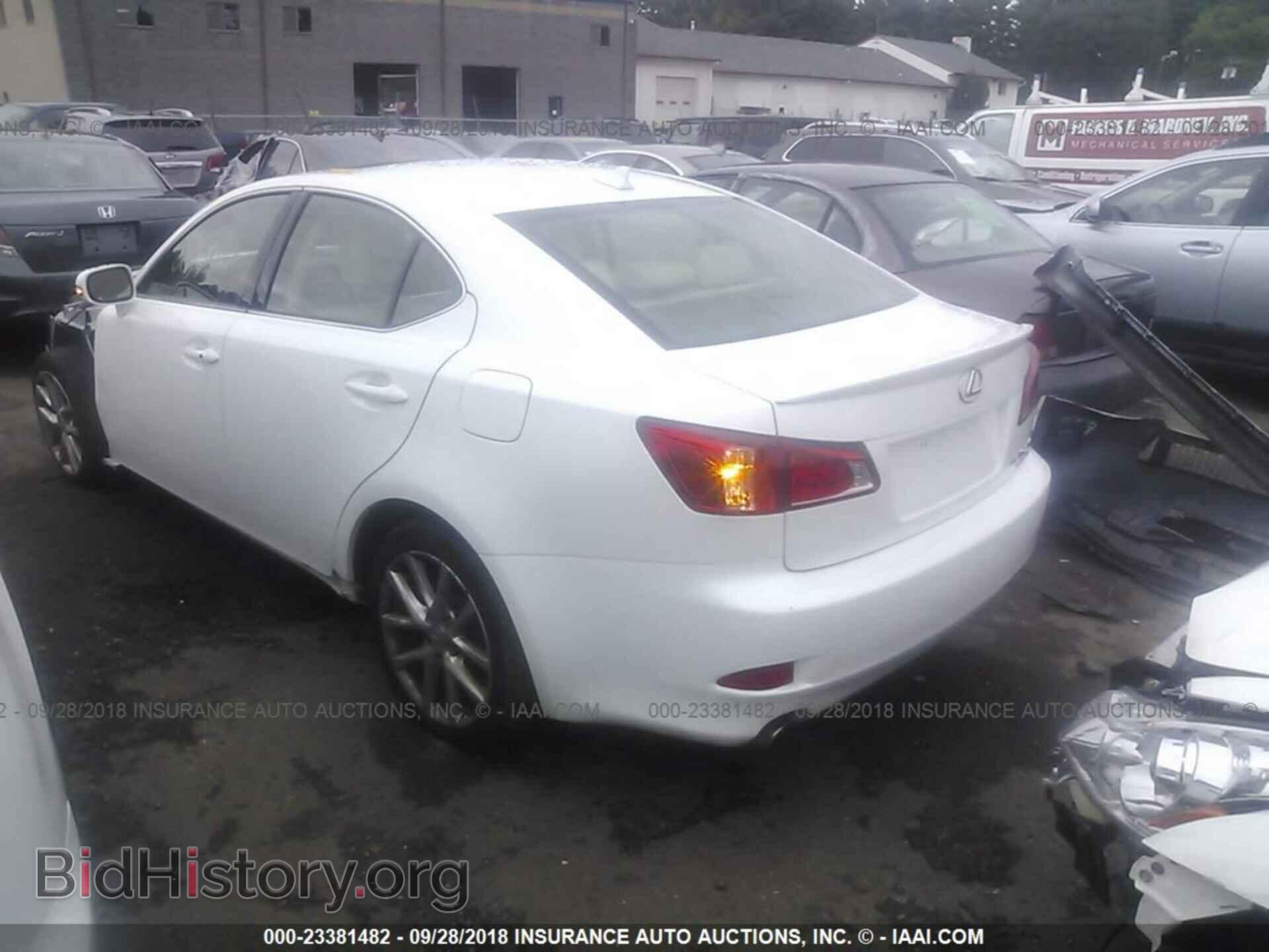 2012 Lexus Is - VIN: JTHCF5C28C5053976 - Фото 3