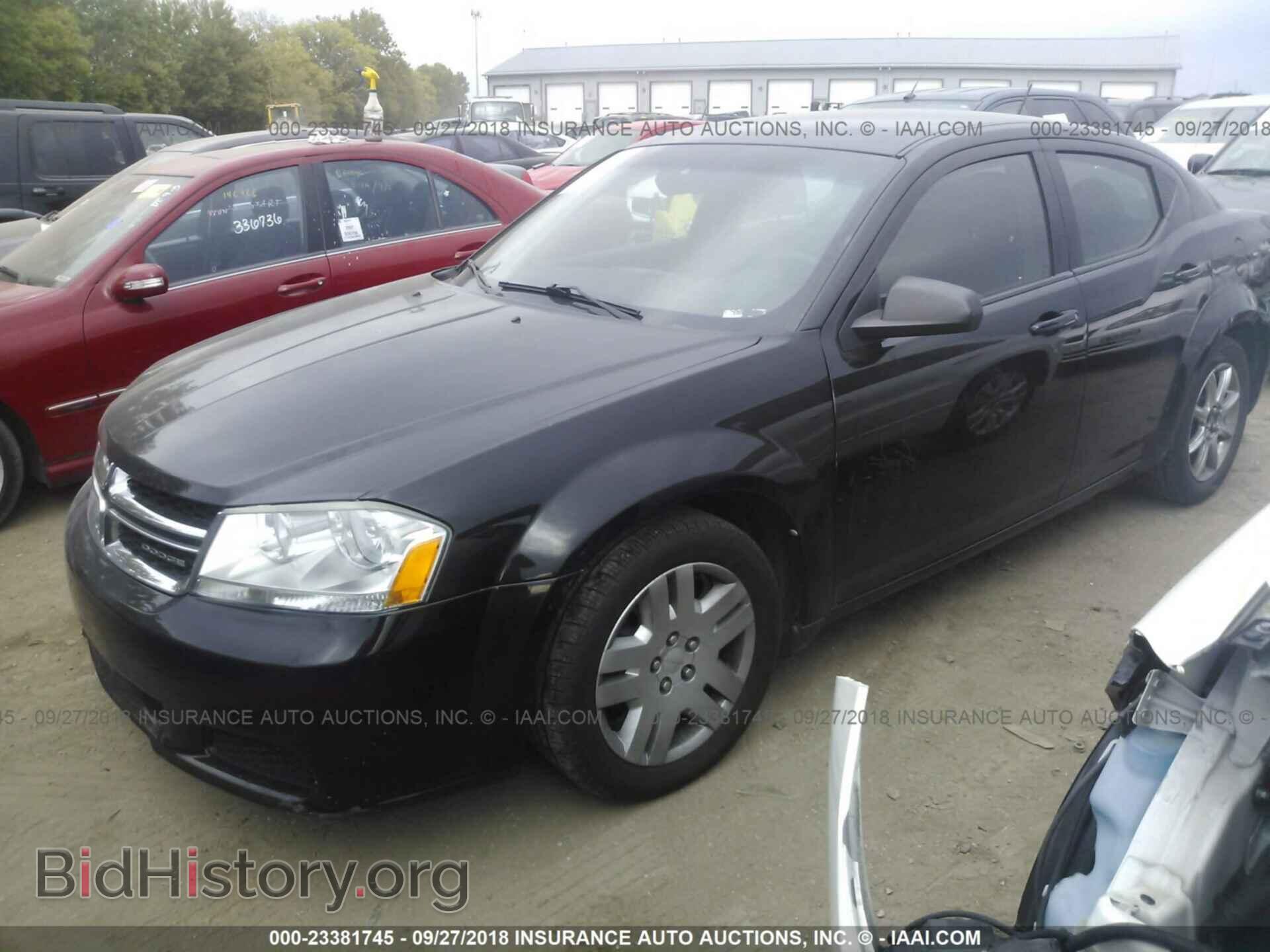 2011 DODGE AVENGER - VIN: 1B3BD4FB3BN579473 - Photo 2