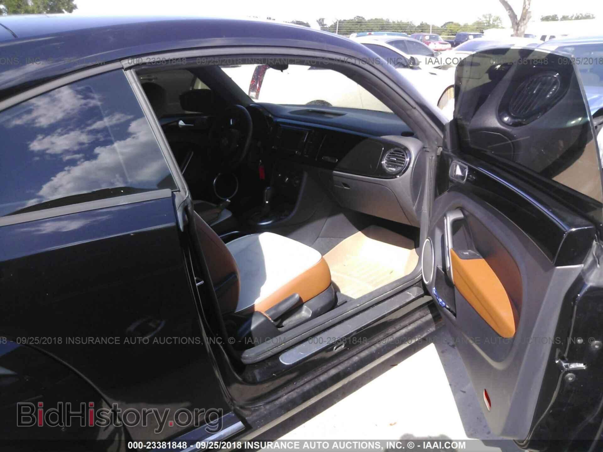 2016 Volkswagen Beetle - VIN: 3VWF17AT3GM633475 - Фото 5