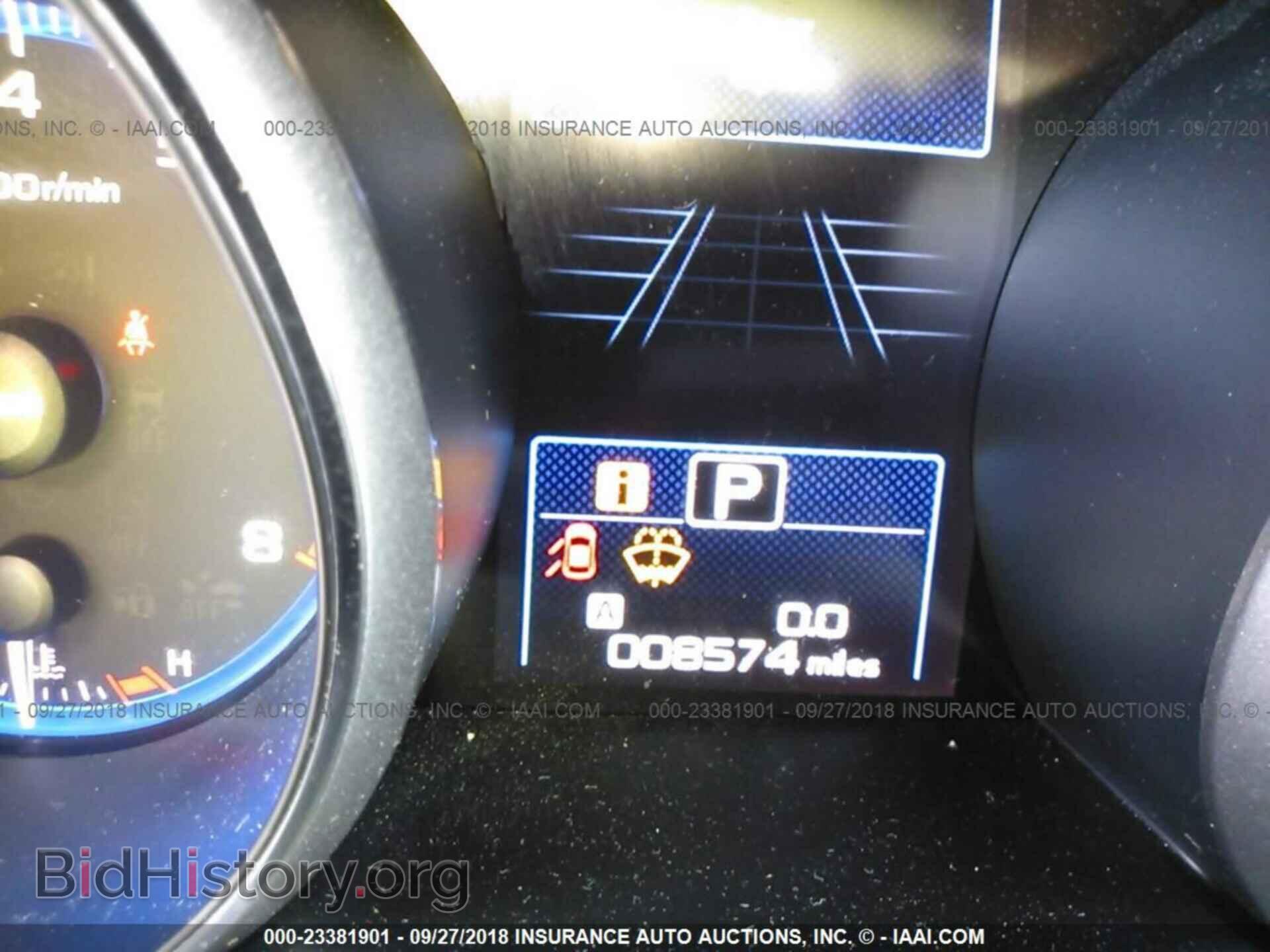 2018 Subaru Outback - VIN: 4S4BSAFC0J3304631 - Photo 7