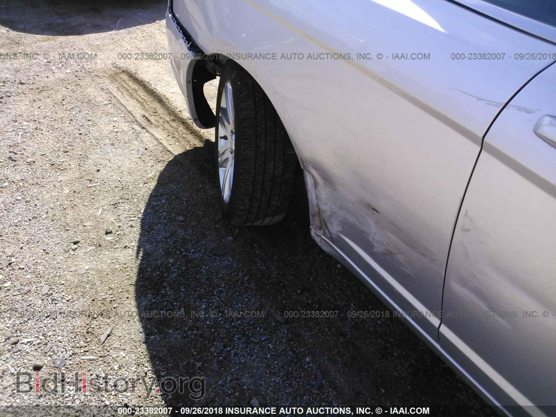 2011 Chrysler 200 - VIN: 1C3BC2EB6BN563862 - Photo 6