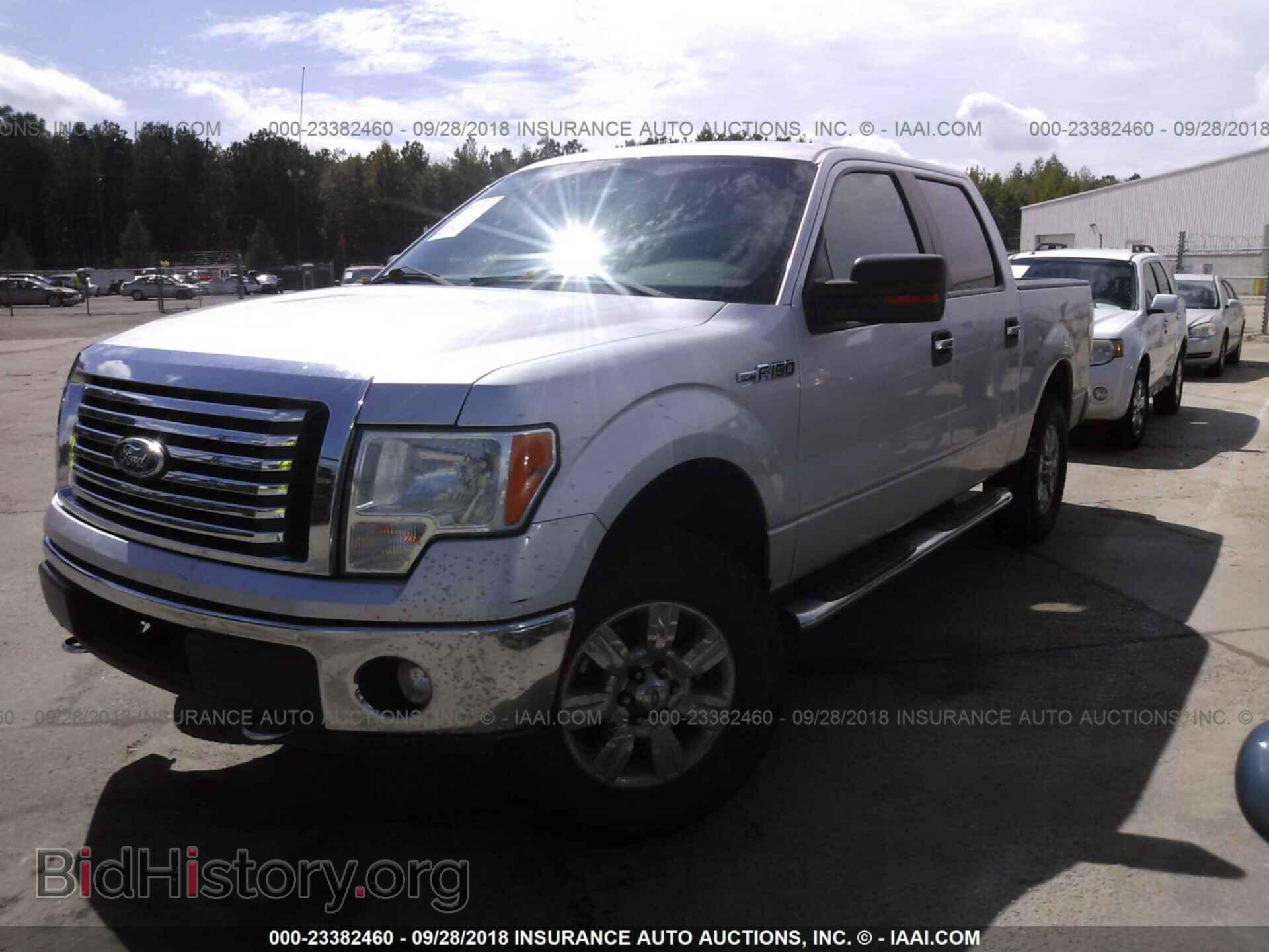 2011 Ford F150 - VIN: 1FTFW1EF4BFA55093 - Фото 2