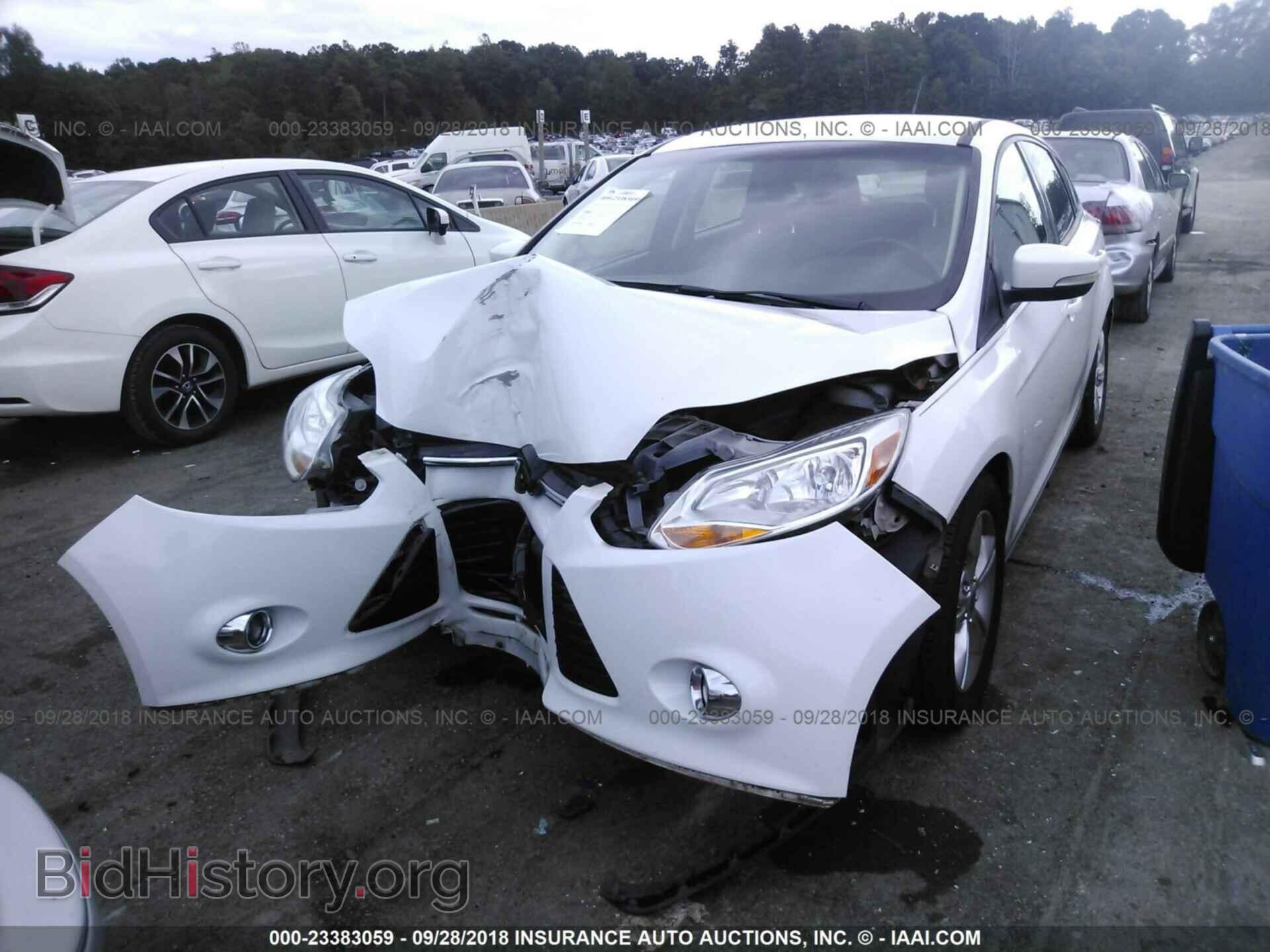 2012 Ford Focus - VIN: 1FAHP3K27CL365511 - Фото 2