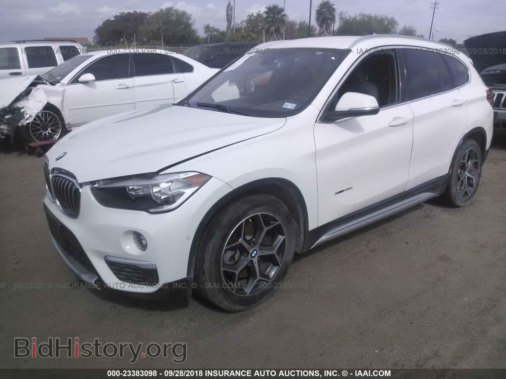 2017 Bmw X1 - VIN: WBXHT3C3XH5F83585 - Фото 2