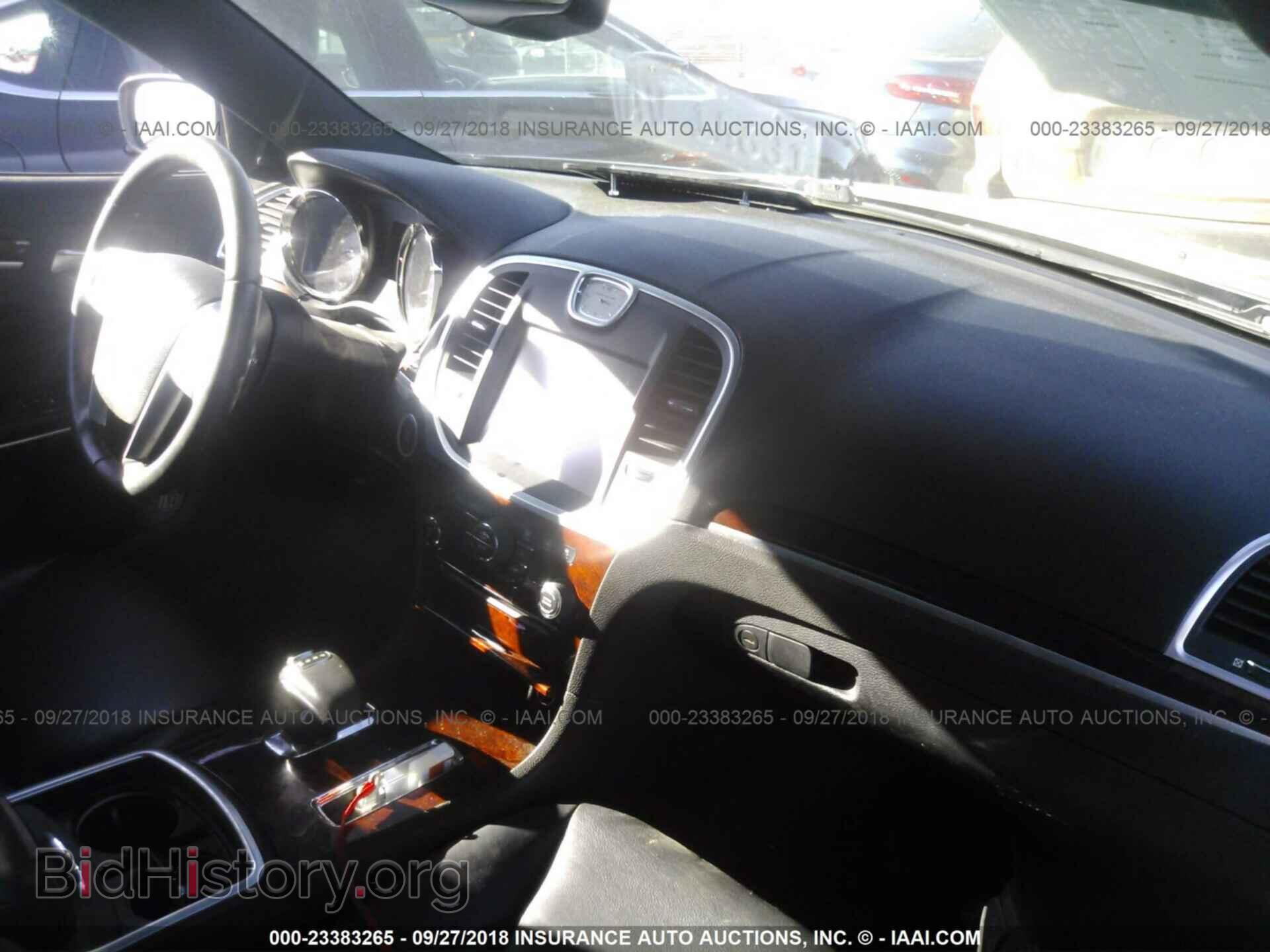 2012 CHRYSLER 300 - VIN: 2C3CCACG4CH200595 - Фото 5
