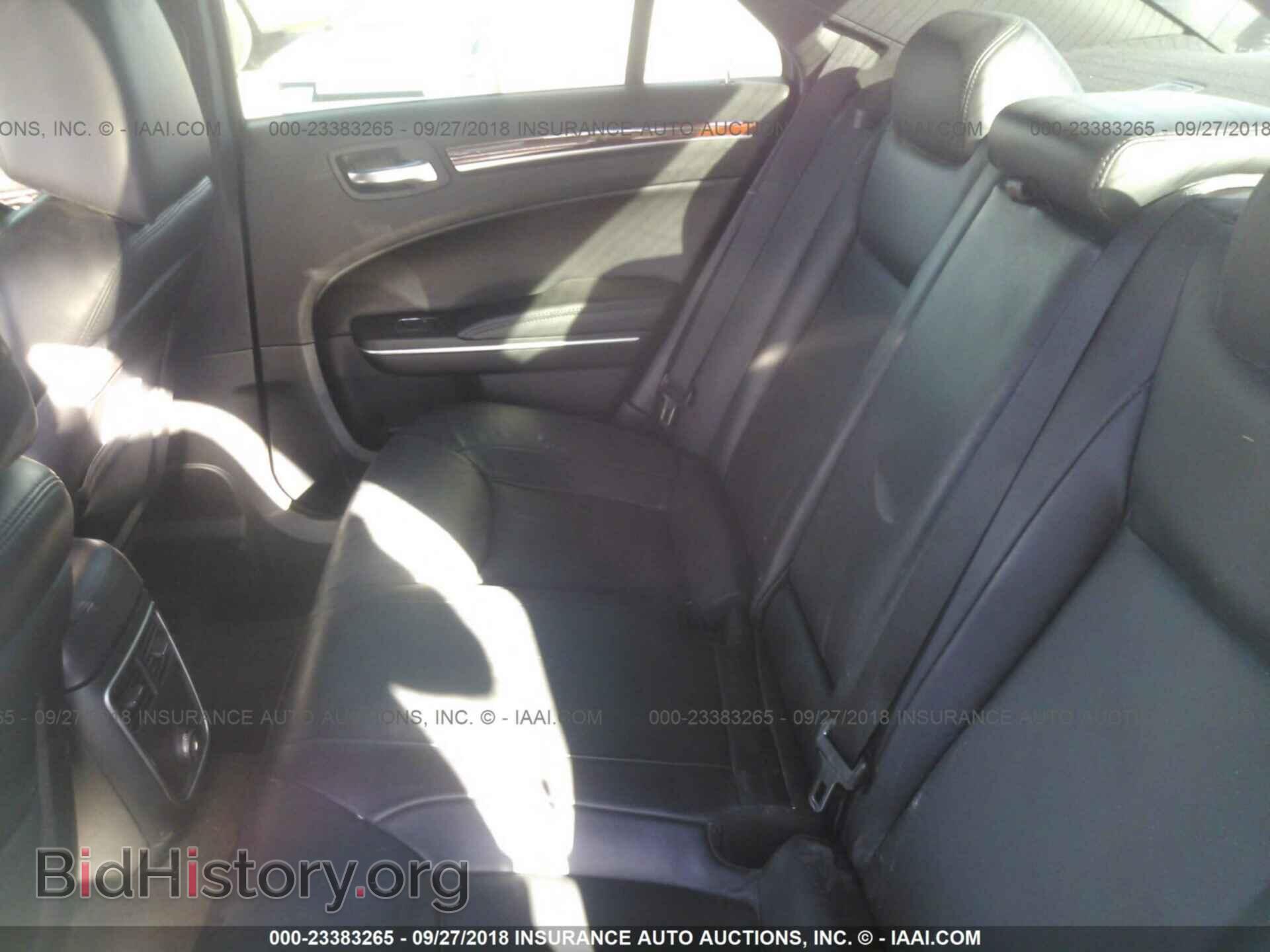 2012 CHRYSLER 300 - VIN: 2C3CCACG4CH200595 - Фото 8