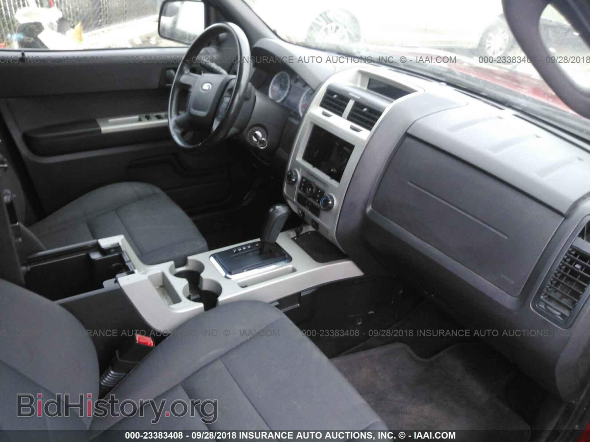 2011 Ford Escape - VIN: 1FMCU9DG5BKA15111 - Фото 5