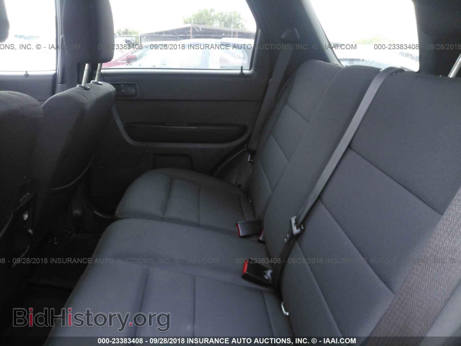 2011 Ford Escape - VIN: 1FMCU9DG5BKA15111 - Фото 8