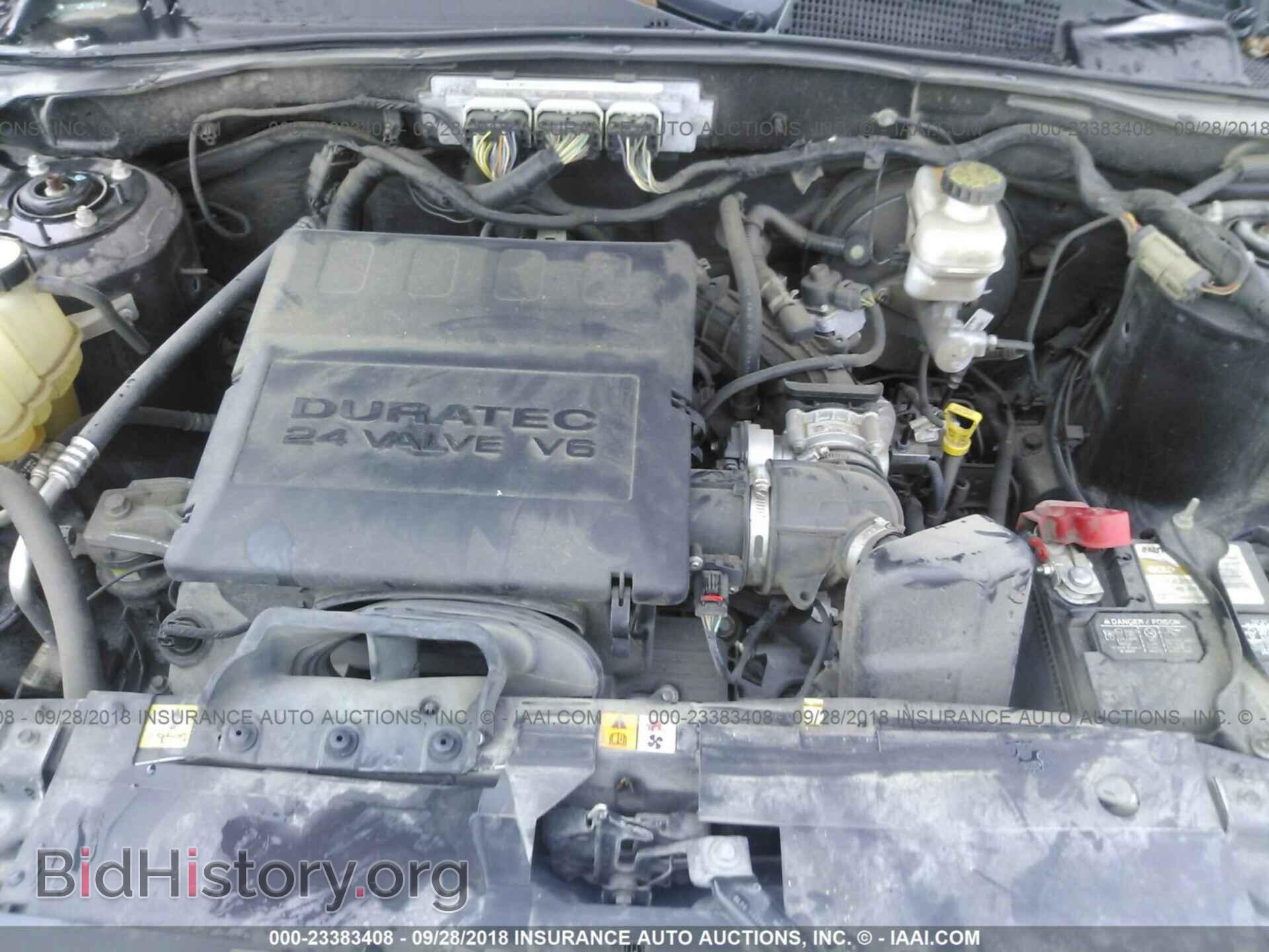 2011 Ford Escape - VIN: 1FMCU9DG5BKA15111 - Фото 10