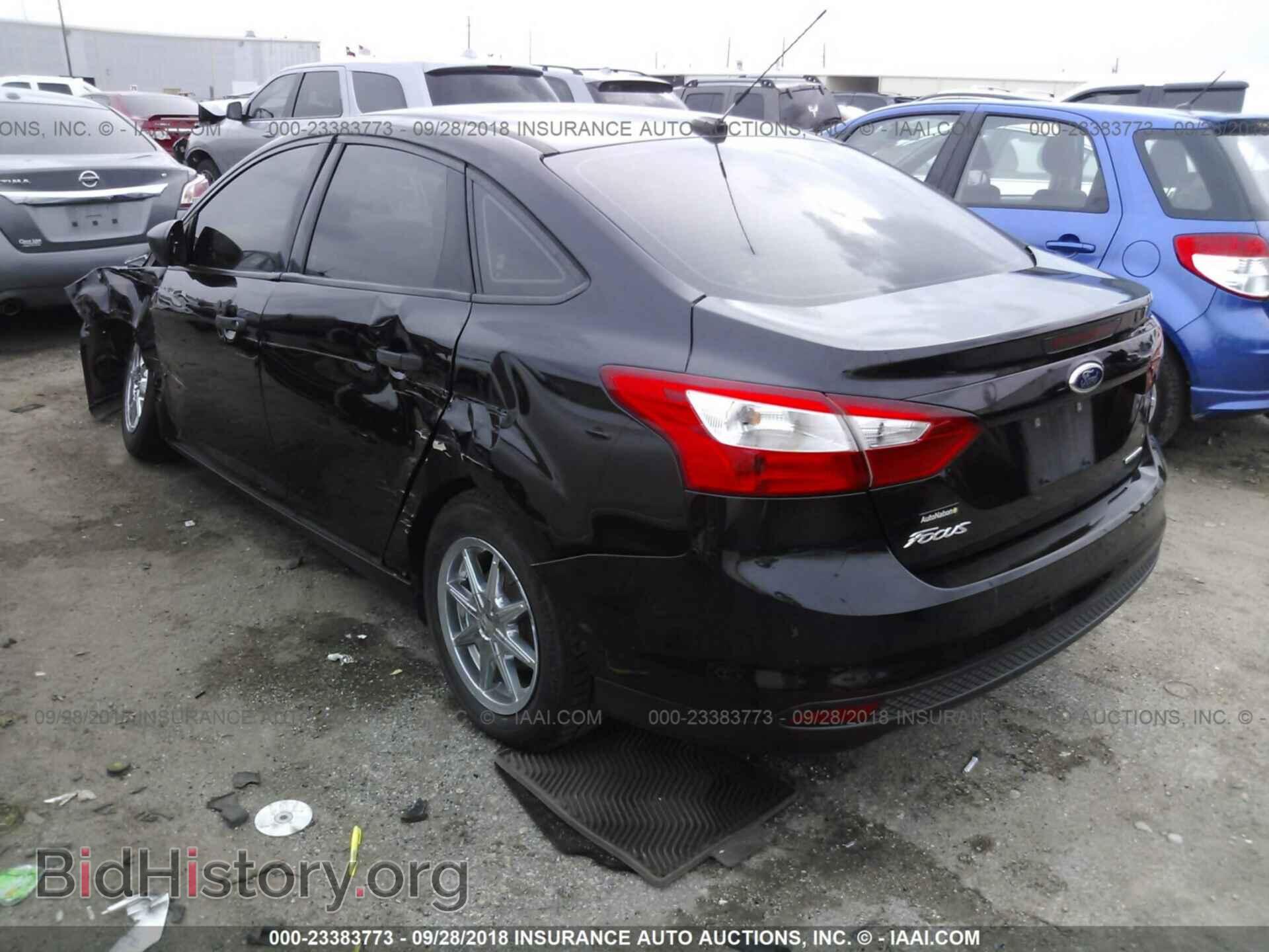 2014 Ford Focus - VIN: 1FADP3E25EL412872 - Фото 3