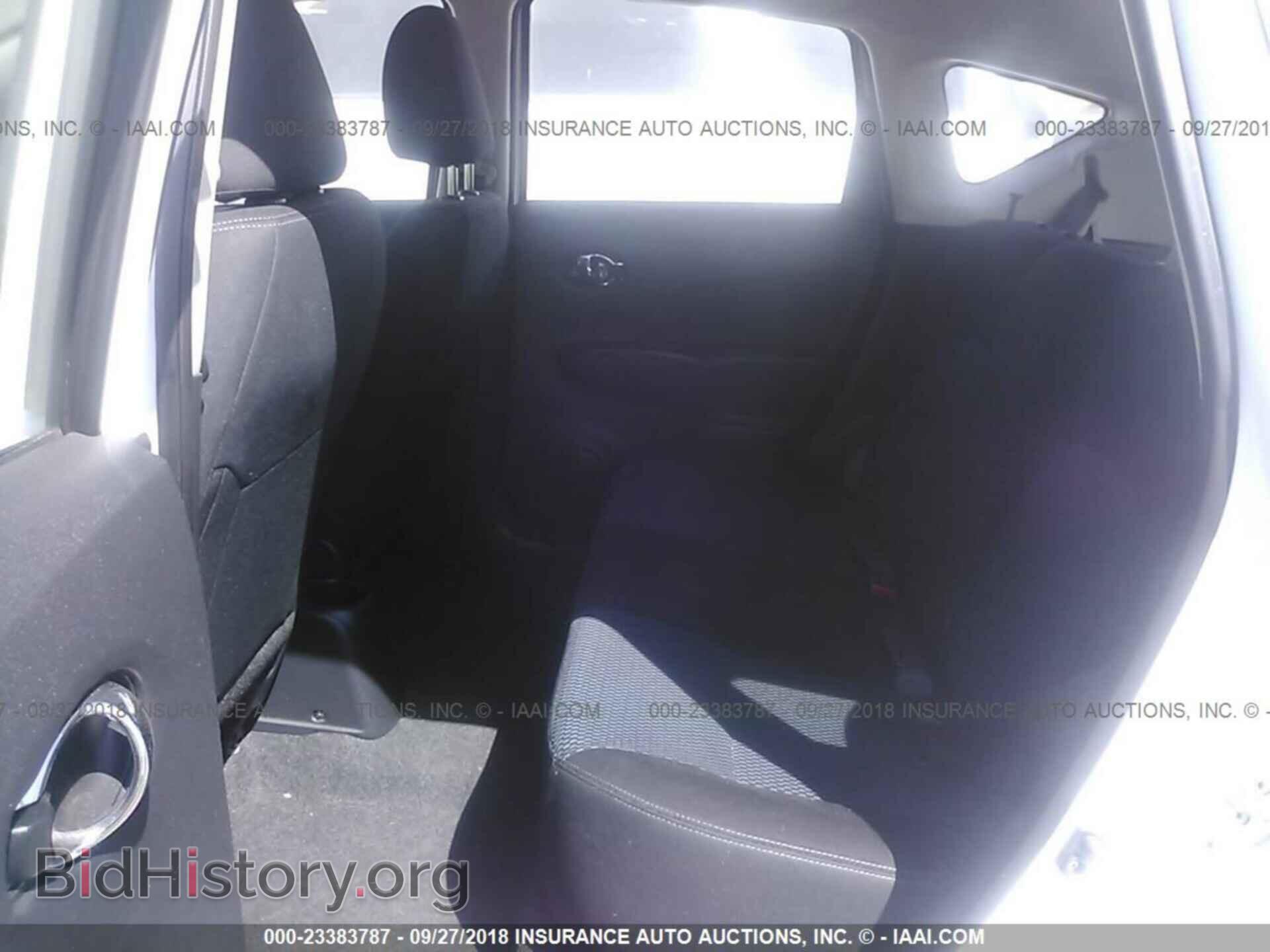 2016 Nissan Versa note - VIN: 3N1CE2CP9GL358393 - Фото 8