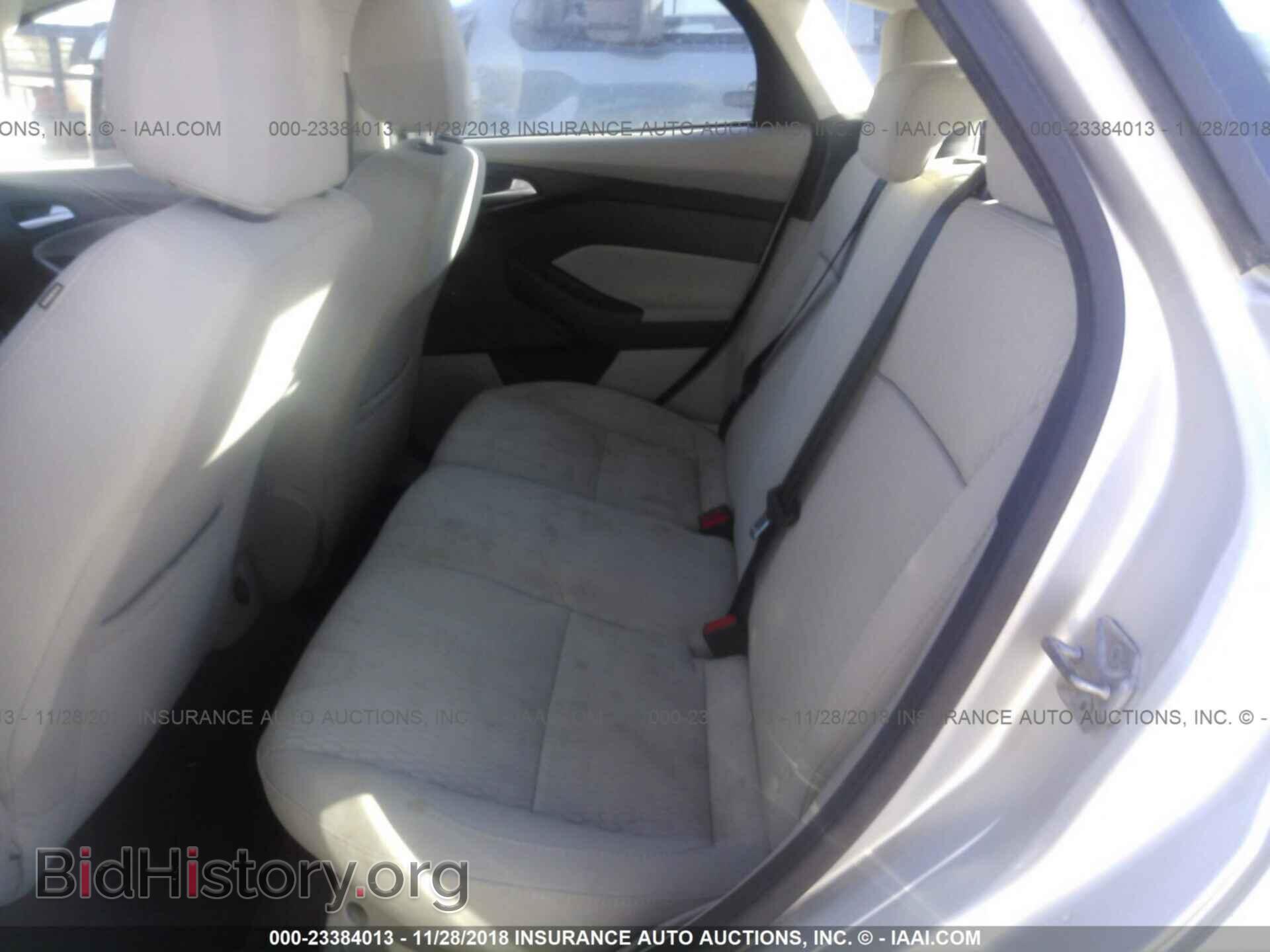 2012 Ford Focus - VIN: 1FAHP3M22CL437566 - Фото 8