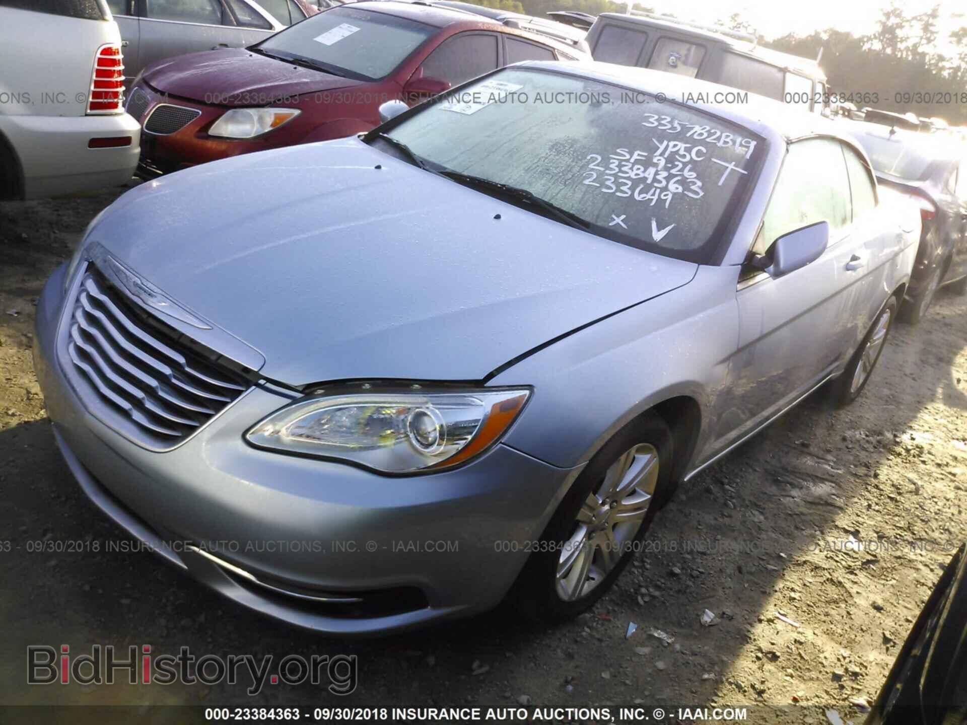 2012 Chrysler 200 - VIN: 1C3BCBEG4CN233649 - Photo 2