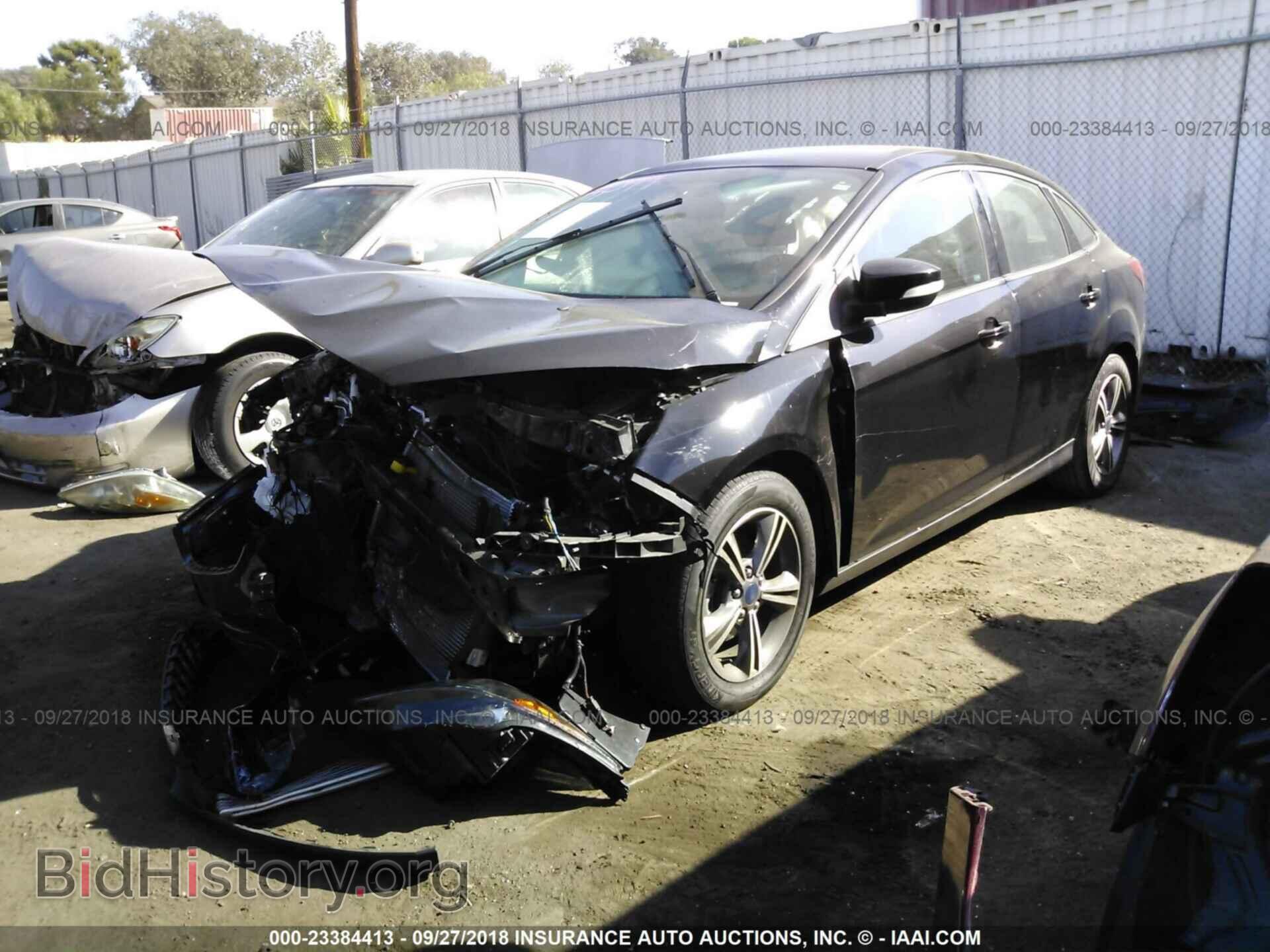 2017 Ford Focus - VIN: 1FADP3FE8HL299738 - Фото 2