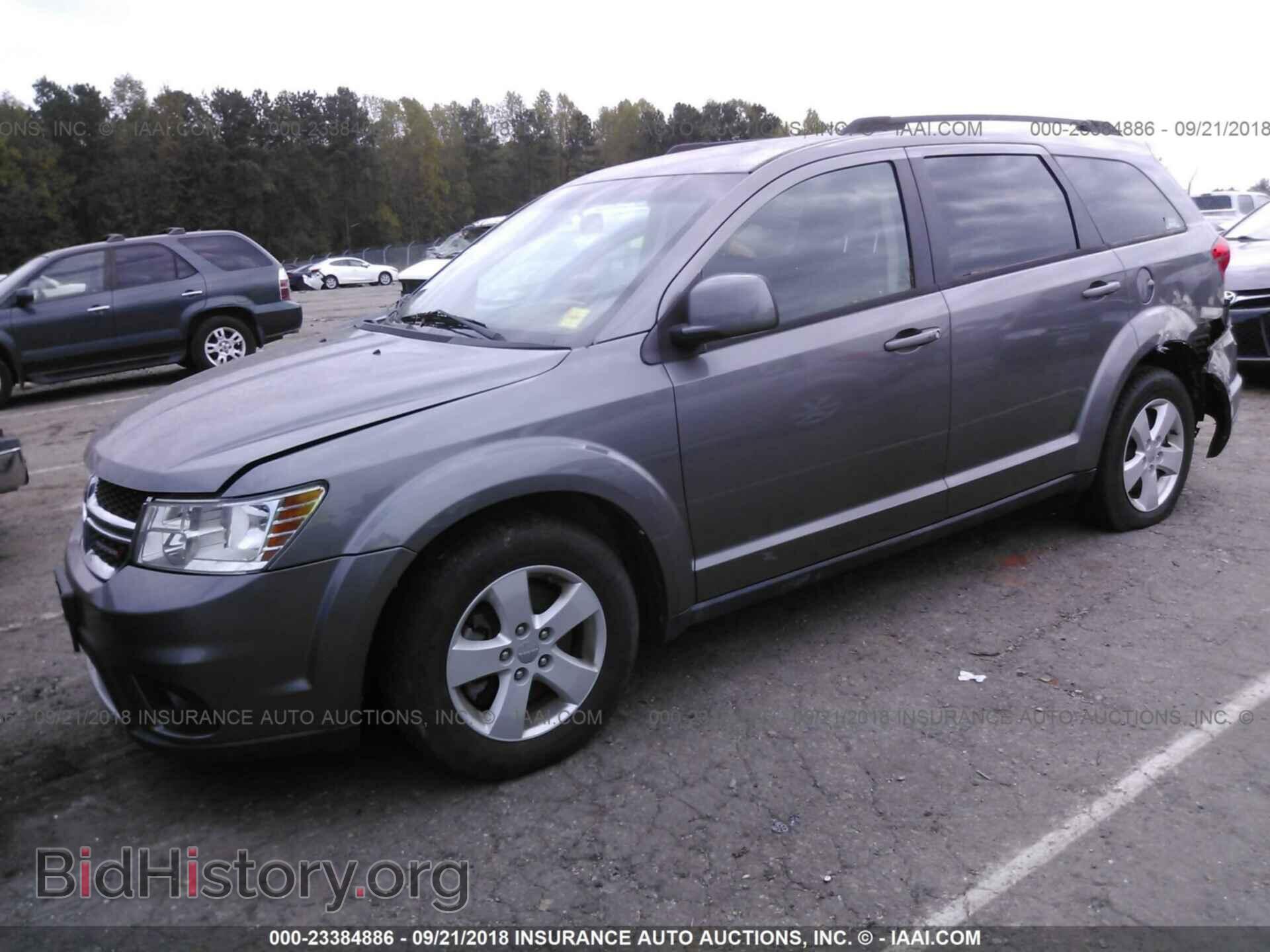 2012 Dodge Journey - VIN: 3C4PDDBG3CT399515 - Фото 2