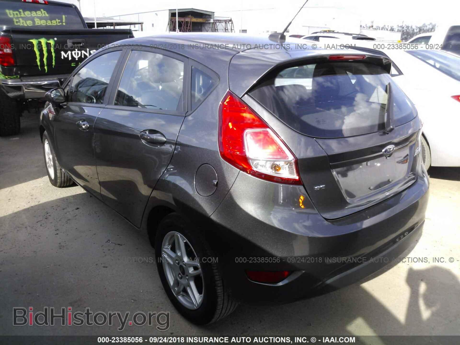 2018 Ford Fiesta - VIN: 3FADP4EJ4JM112553 - Фото 3