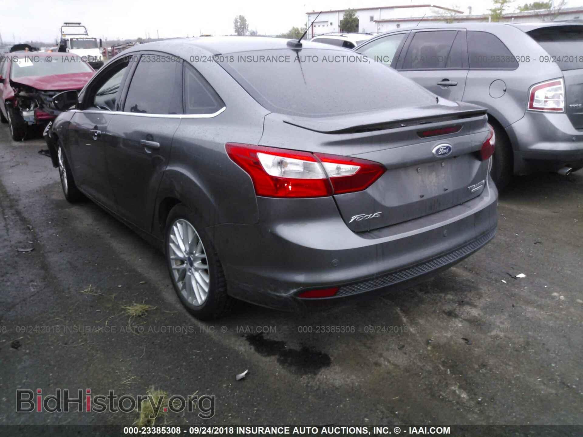 2013 Ford Focus - VIN: 1FADP3J24DL256229 - Фото 3