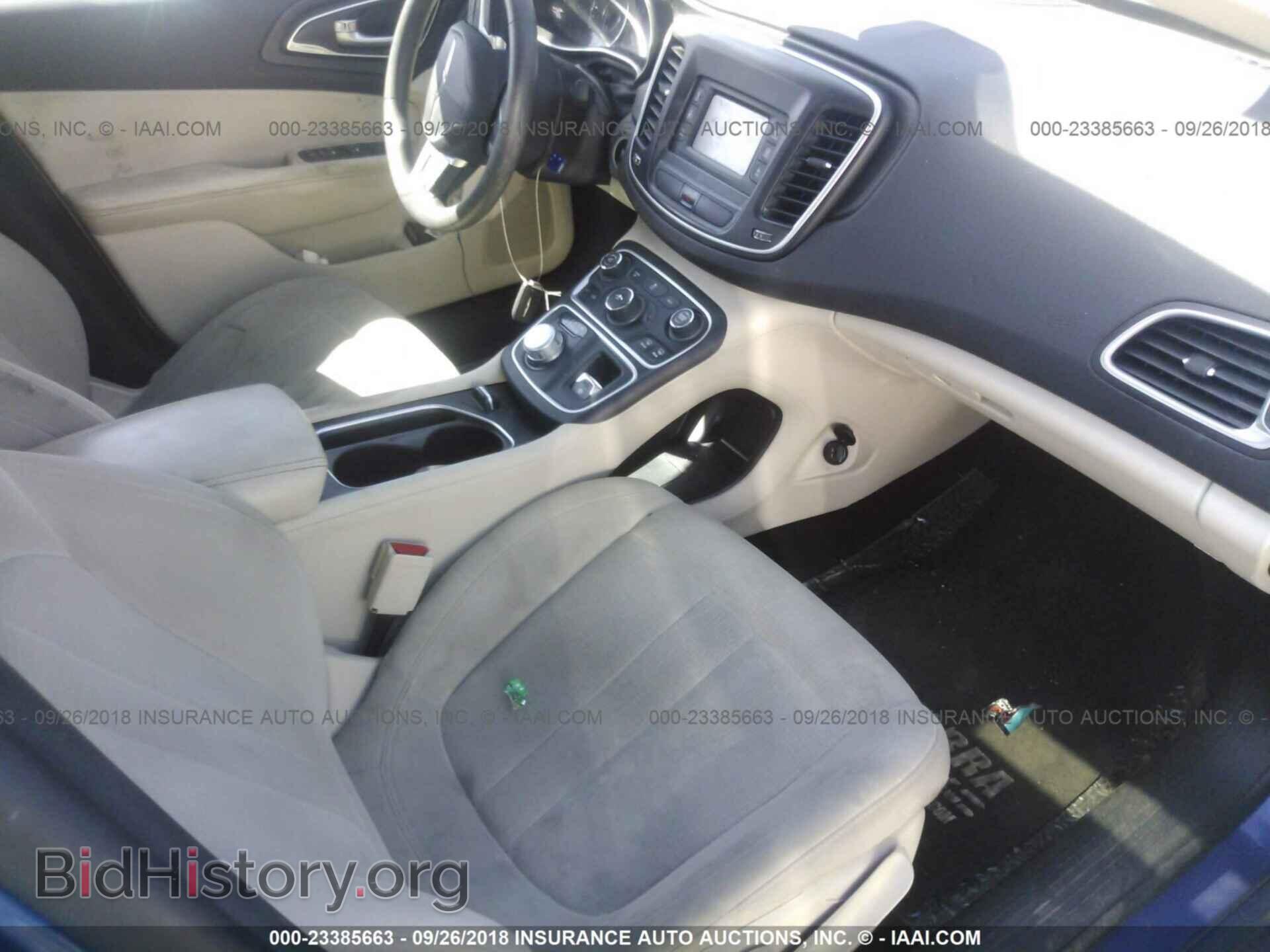 2015 Chrysler 200 - VIN: 1C3CCCAB2FN707896 - Photo 5