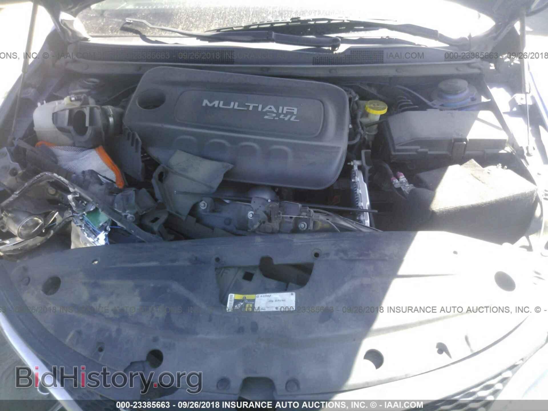 2015 Chrysler 200 - VIN: 1C3CCCAB2FN707896 - Photo 10