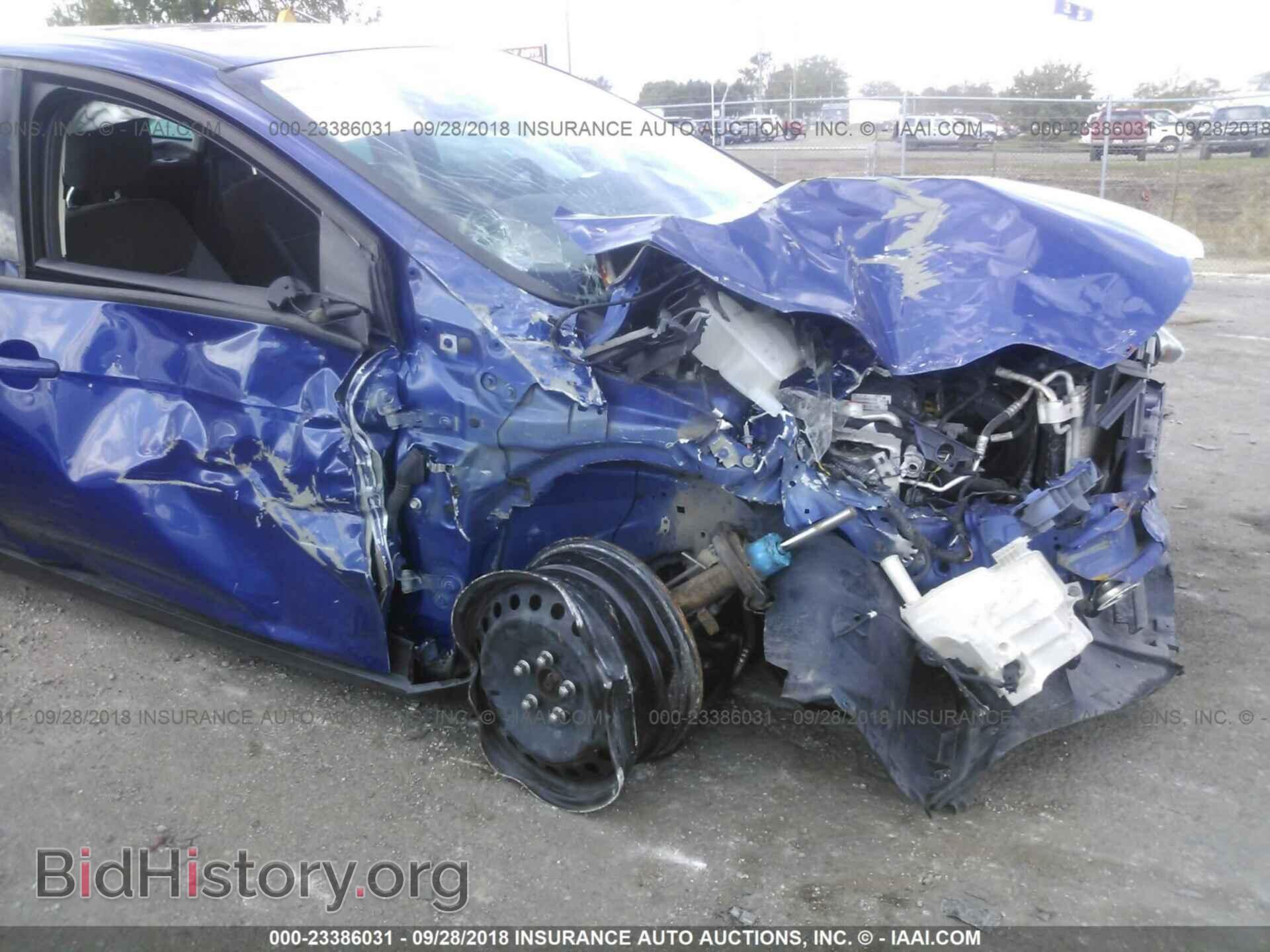2012 Ford Focus - VIN: 1FAHP3F22CL261681 - Фото 6