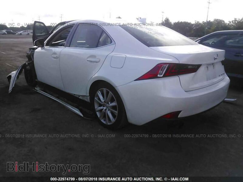 2015 Lexus IS (VIN JTHCF1D25F5021420) — фото 3 из 10