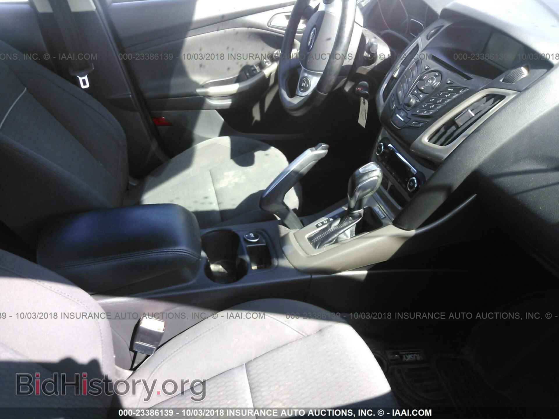 2012 Ford Focus - VIN: 1FAHP3H22CL367870 - Photo 5