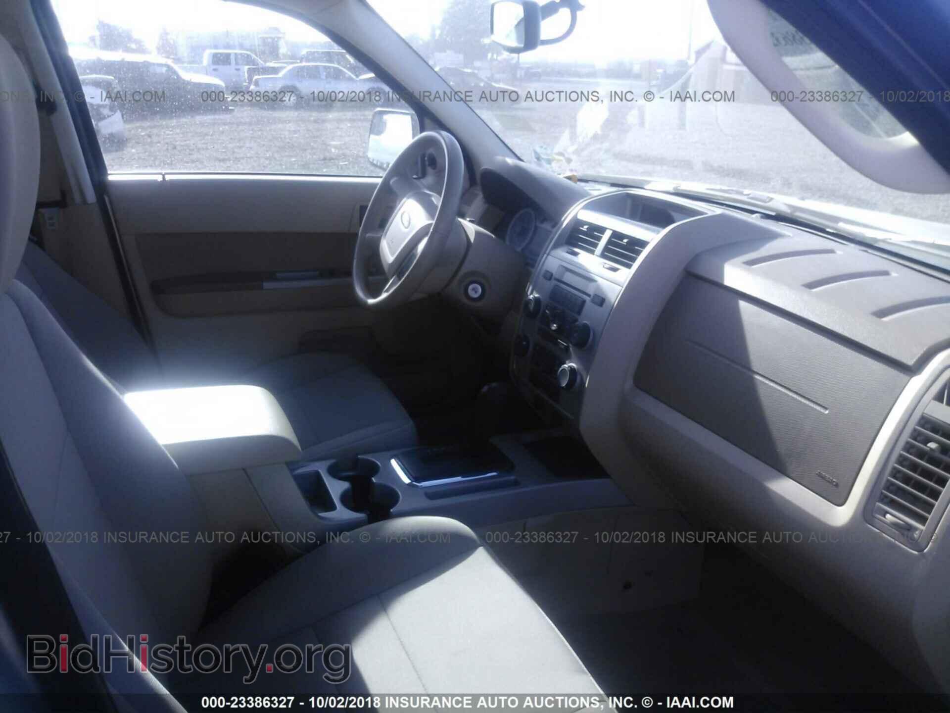 2012 Ford Escape - VIN: 1FMCU0DGXCKC20114 - Photo 5