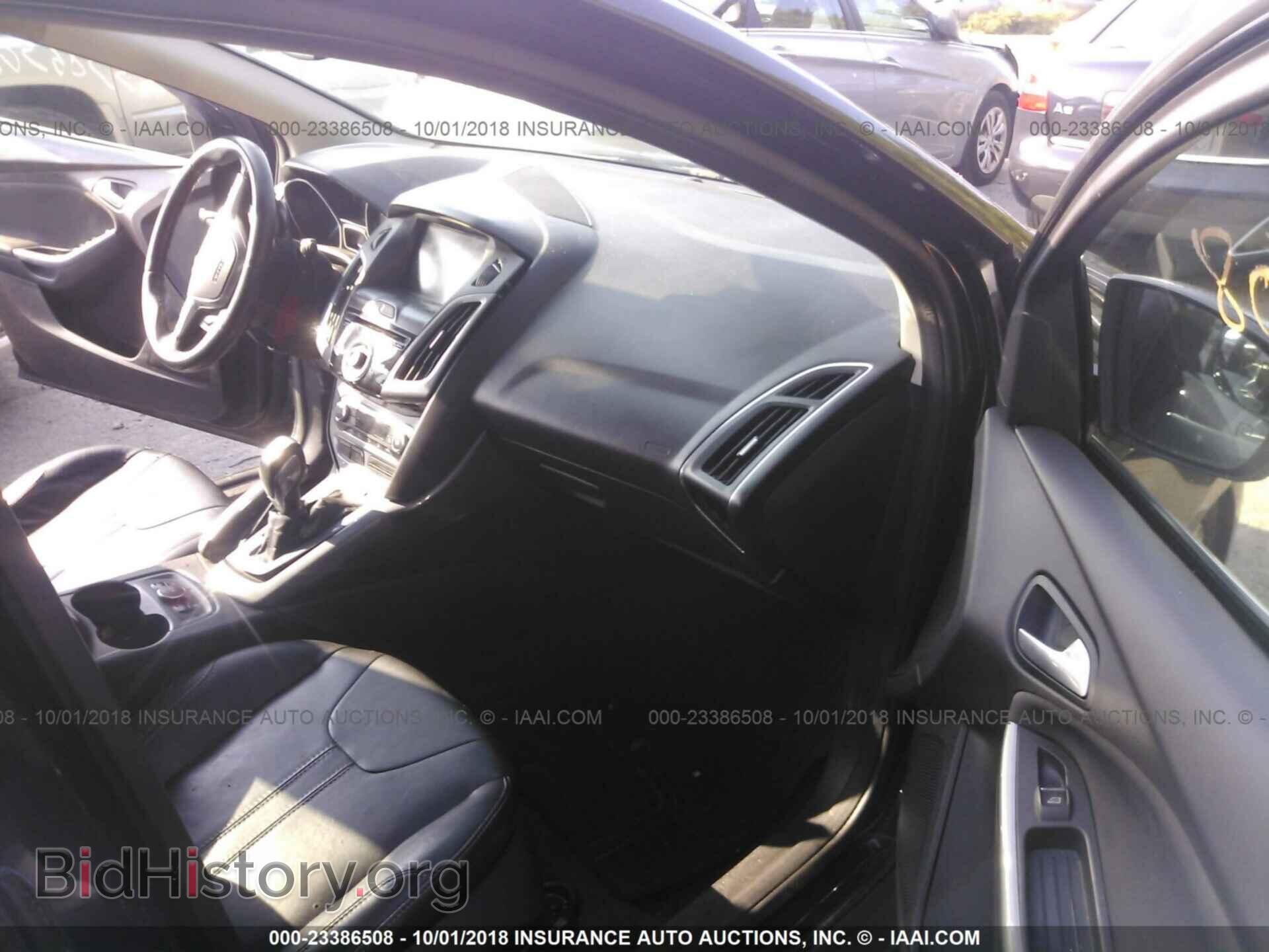 2012 Ford Focus - VIN: 1FAHP3N28CL442169 - Фото 5