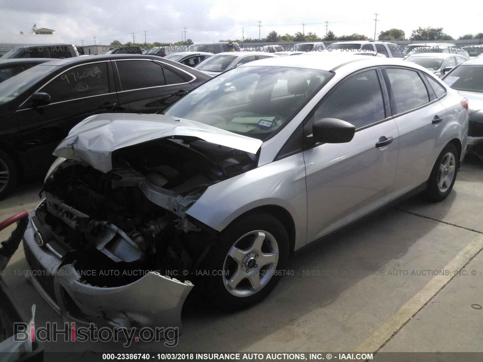 2012 Ford Focus - VIN: 1FAHP3E22CL129604 - Фото 2