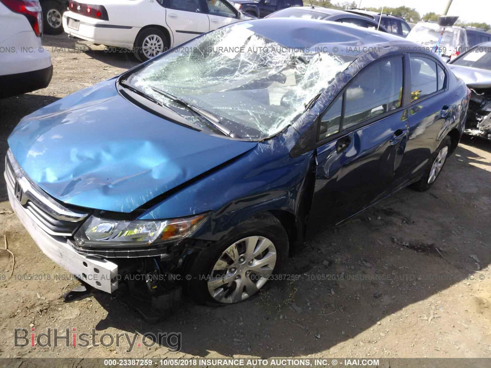 2012 Honda Civic - VIN: 19XFB2F57CE019613 - Фото 2