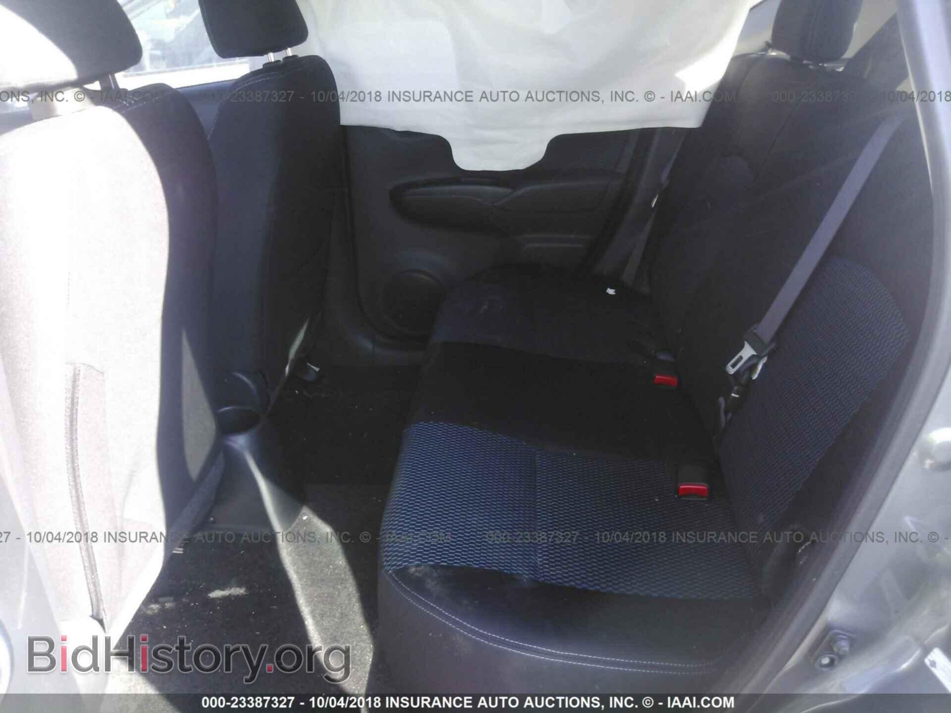 2017 Nissan Versa note - VIN: 3N1CE2CP4HL364412 - Фото 8