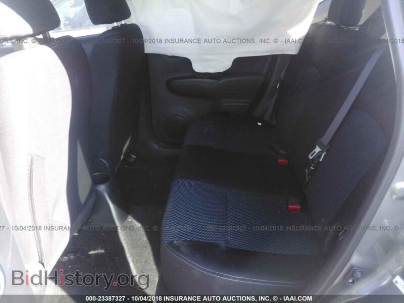 2017 Nissan VERSA NOTE (VIN 3N1CE2CP4HL364412) — photo 8 of 10