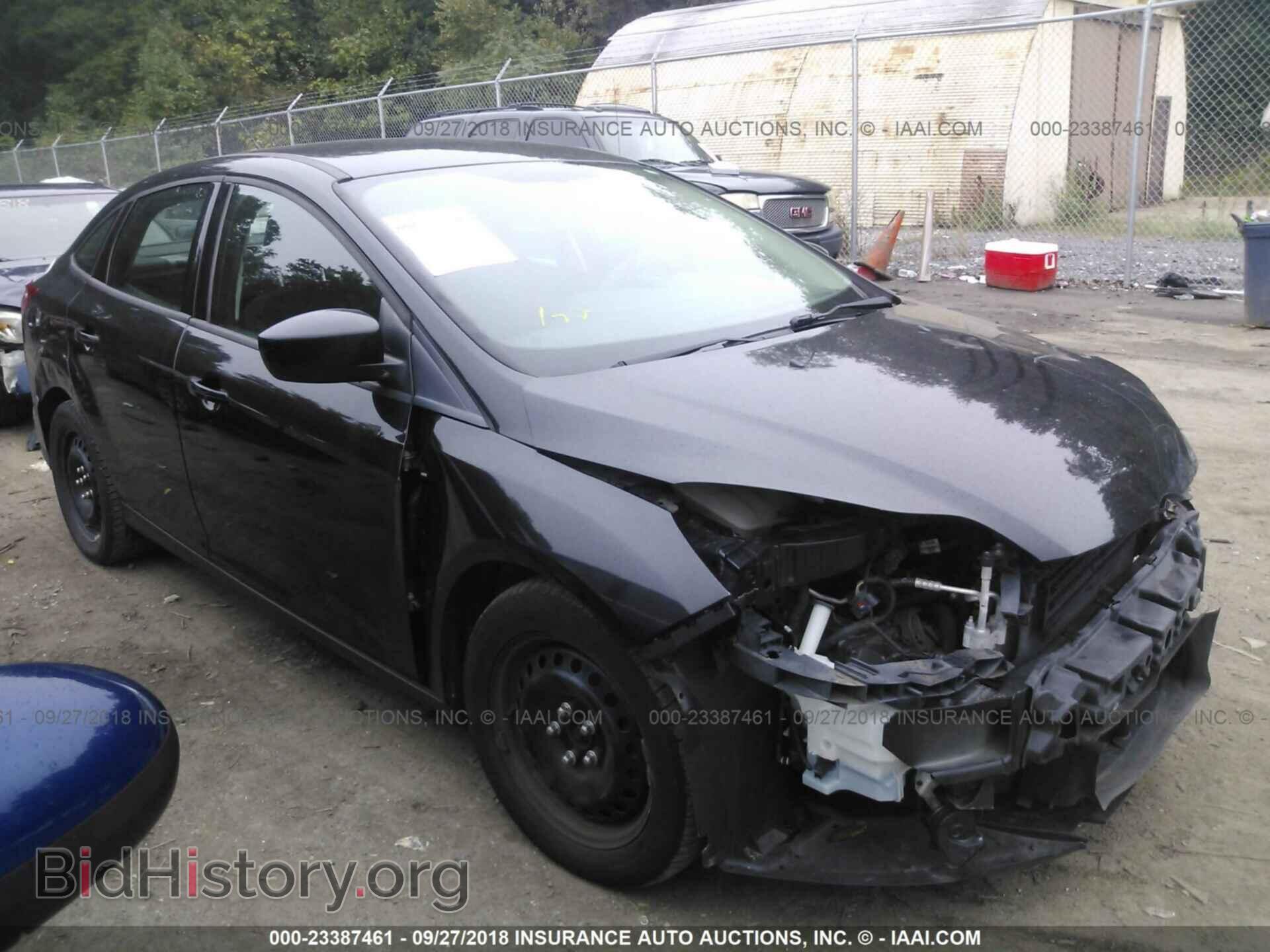 Photo 1FAHP3F29CL455172 - Ford Focus 2012