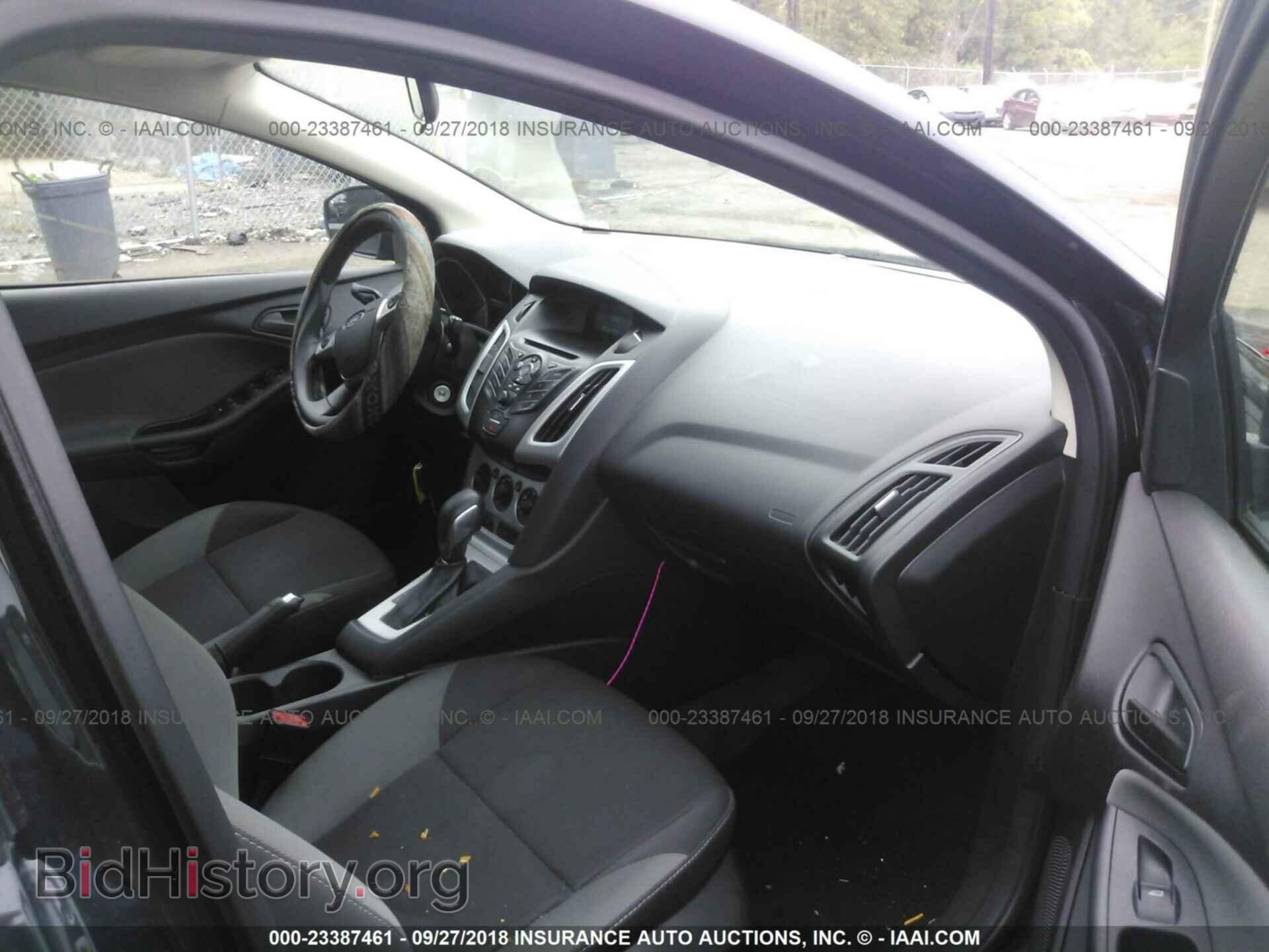 2012 Ford Focus - VIN: 1FAHP3F29CL455172 - Photo 5