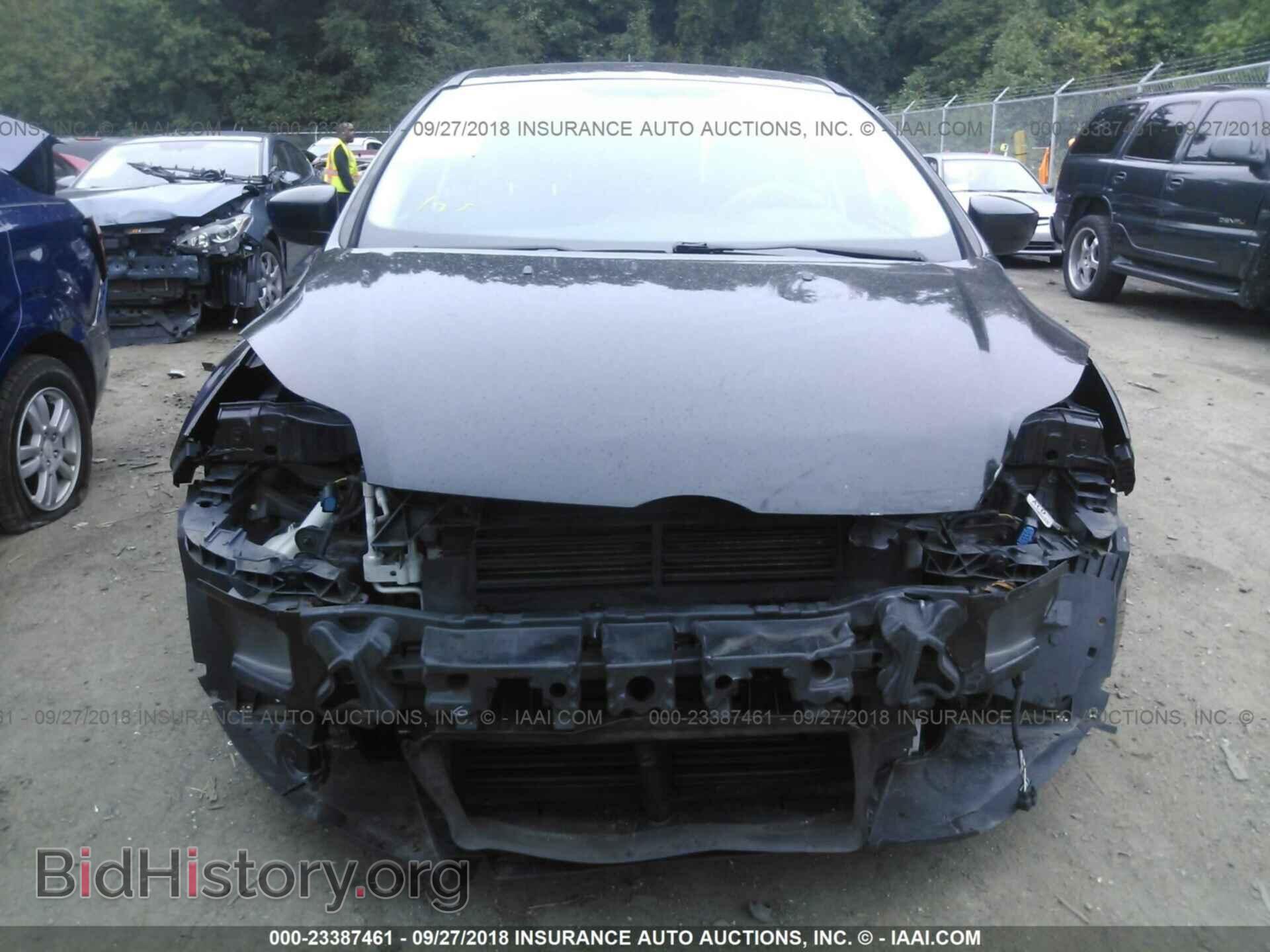 2012 Ford Focus - VIN: 1FAHP3F29CL455172 - Photo 6