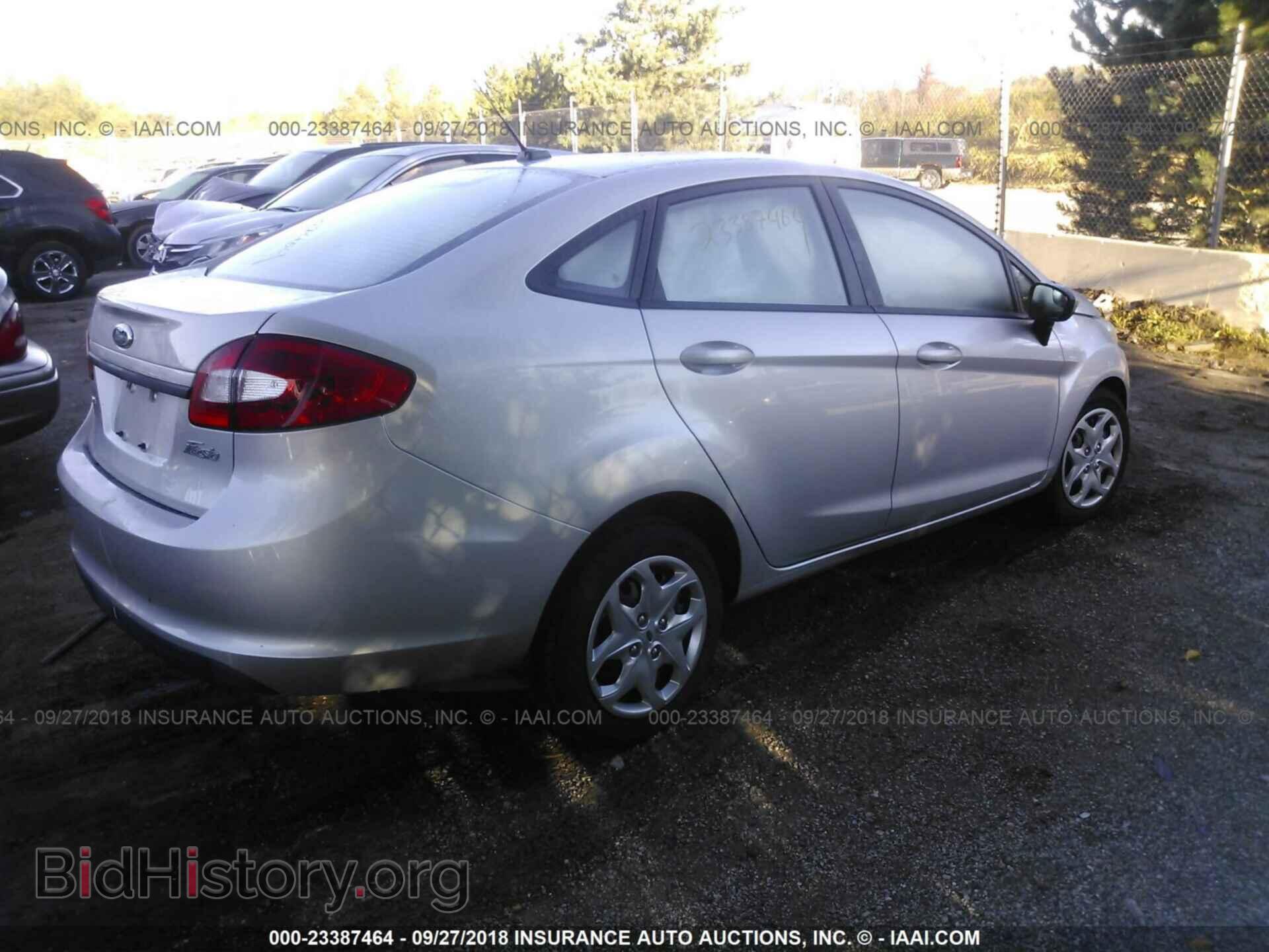 2011 Ford Fiesta - VIN: 3FADP4BJ0BM162016 - Фото 4