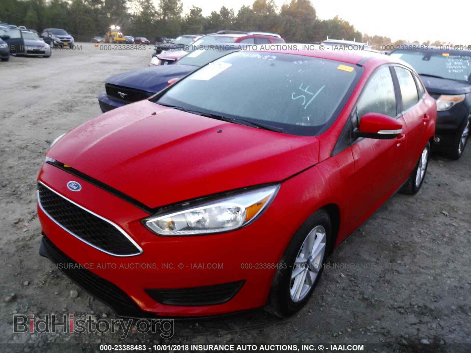 2016 Ford Focus - VIN: 1FADP3F20GL355384 - Photo 2