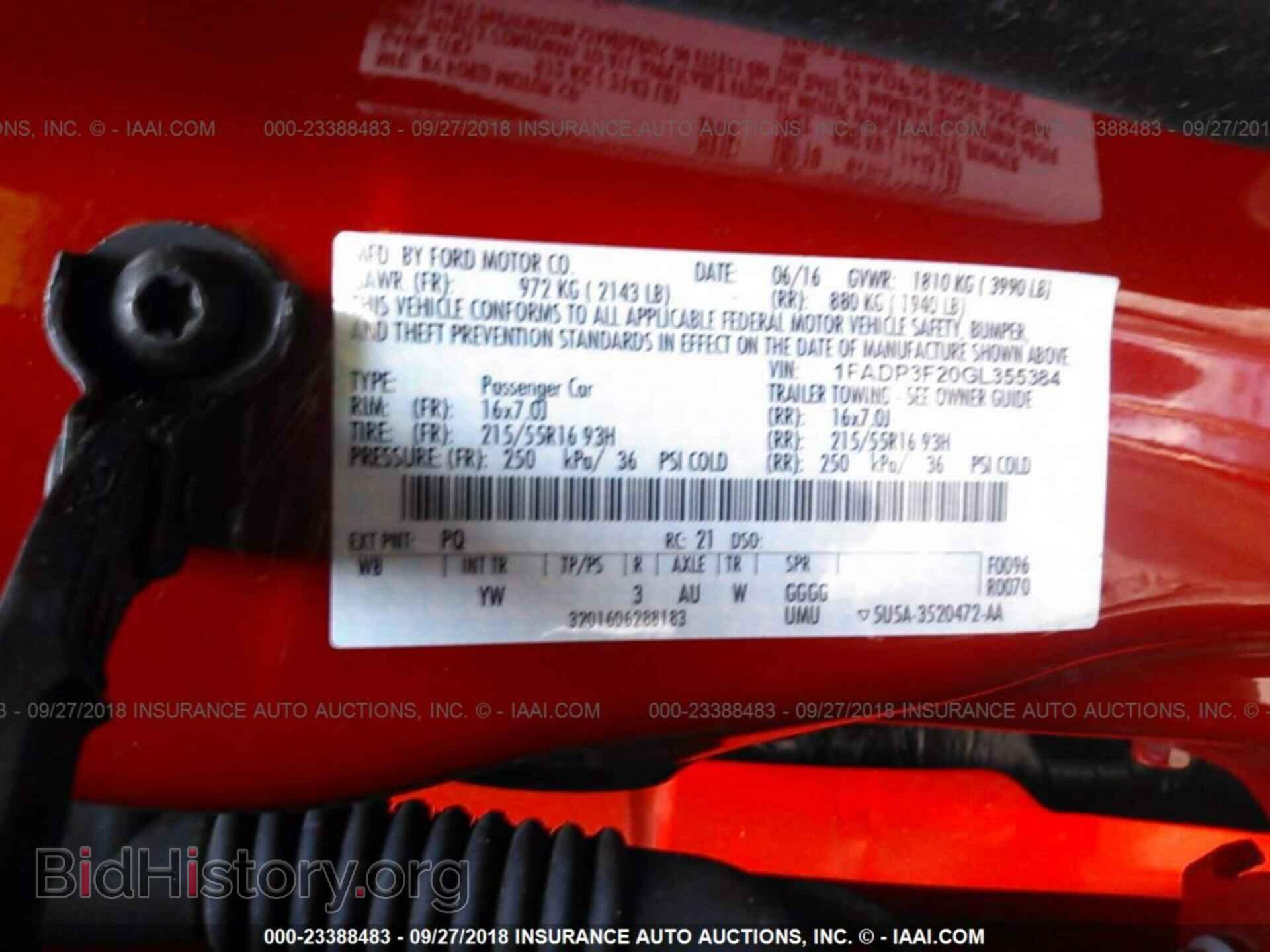2016 Ford Focus - VIN: 1FADP3F20GL355384 - Photo 9
