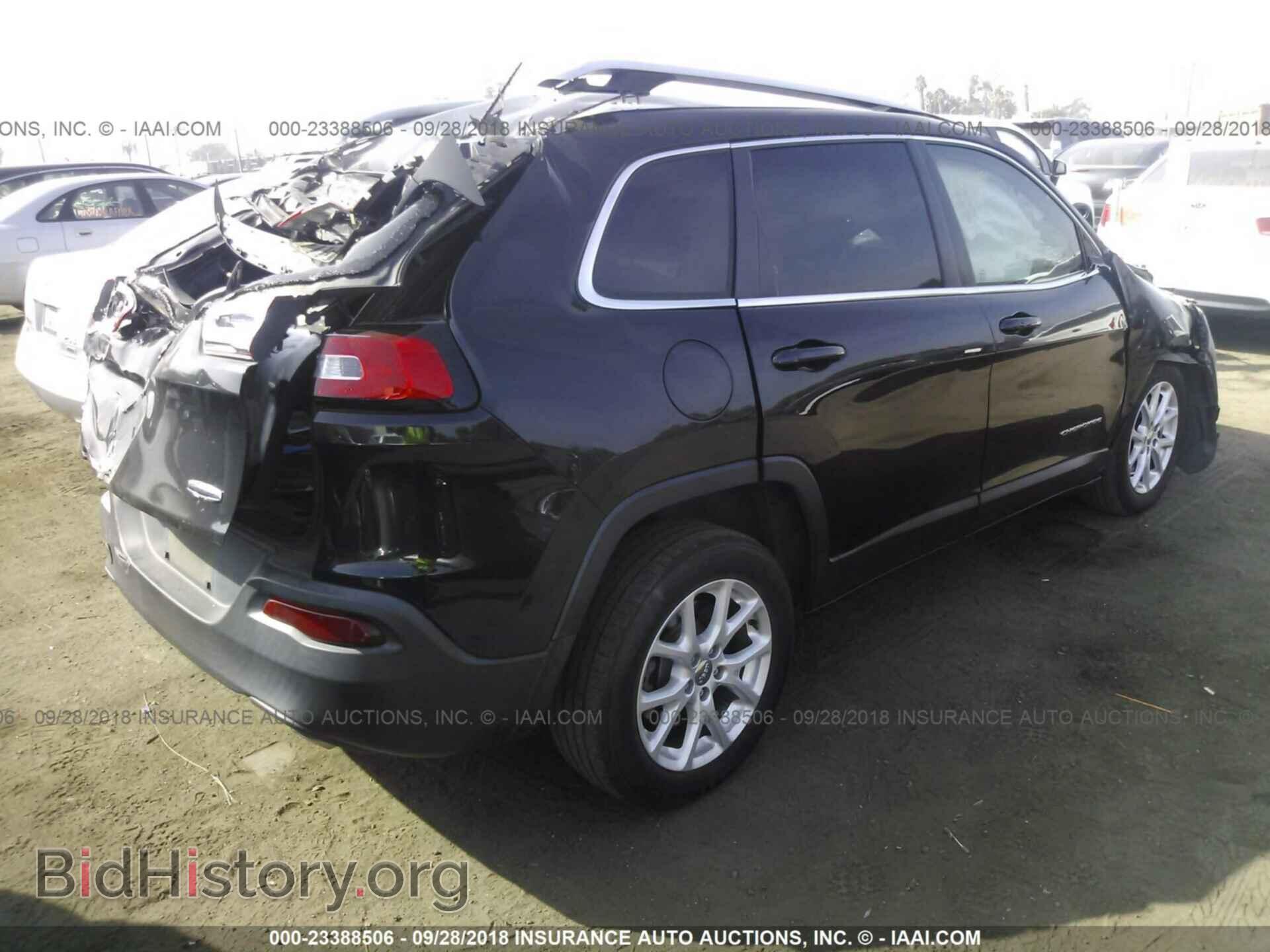 2014 Jeep Cherokee - VIN: 1C4PJLCS8EW105142 - Фото 4